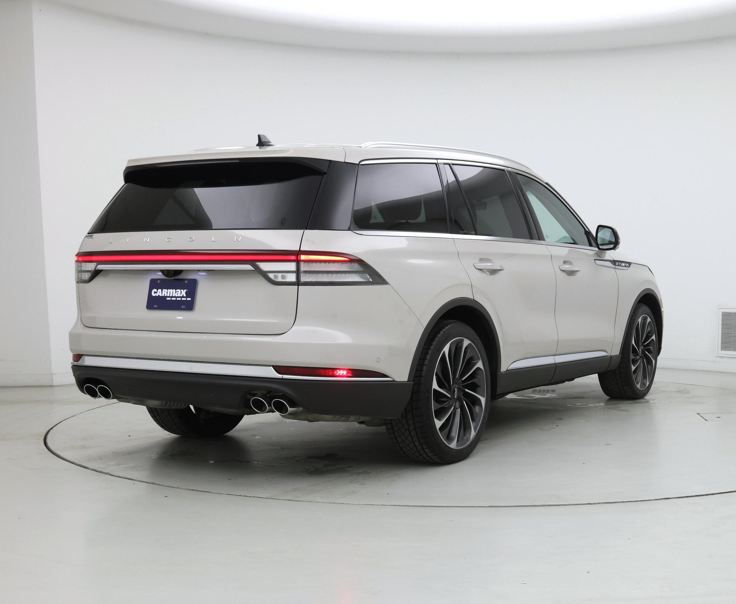 Thumbnail: 2021 Lincoln Aviator - 8