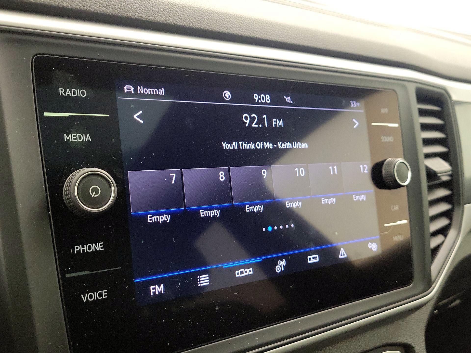 Thumbnail: 2021 Volkswagen Atlas - 15