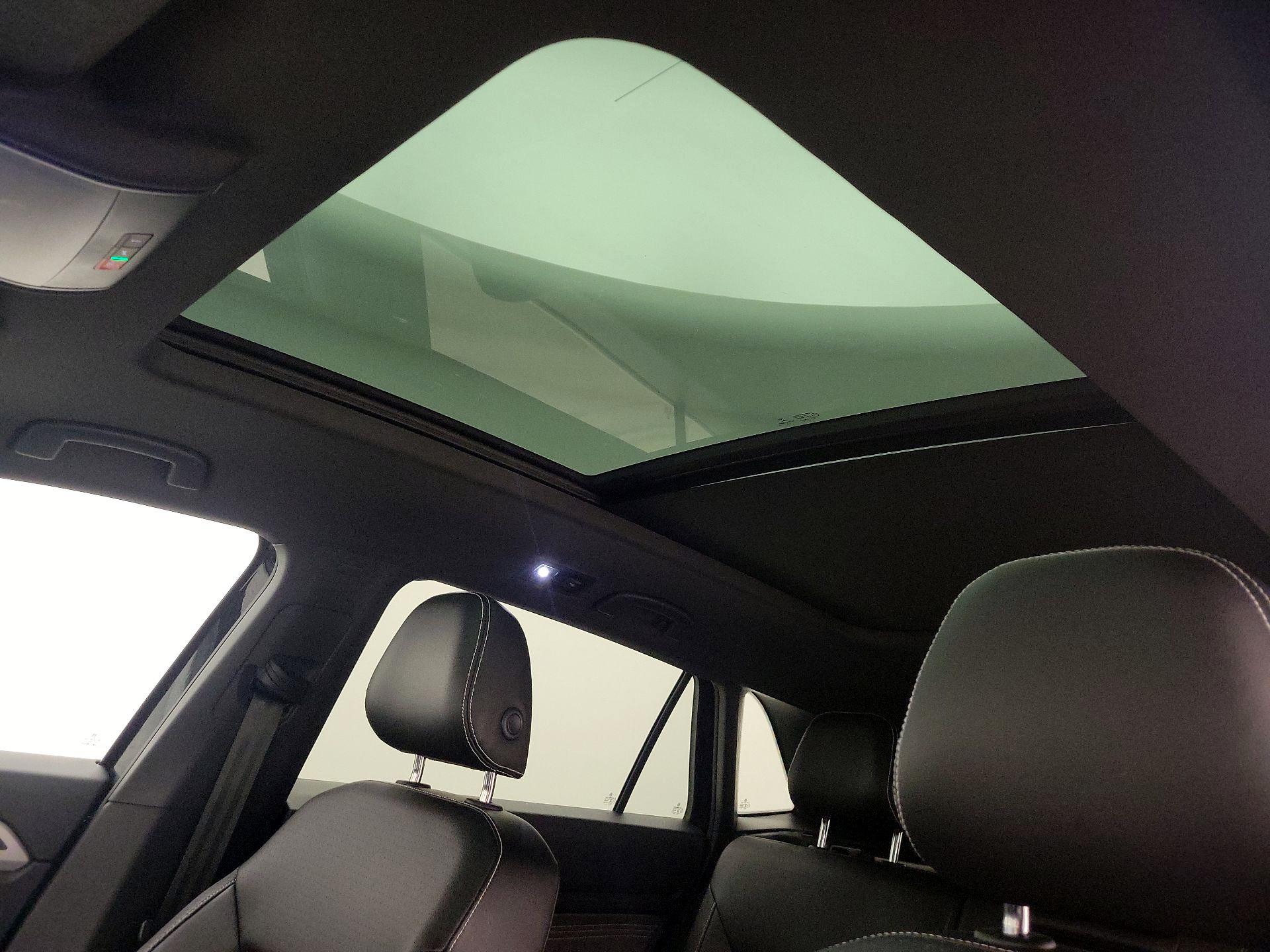 Thumbnail: 2021 Volkswagen Atlas - 19