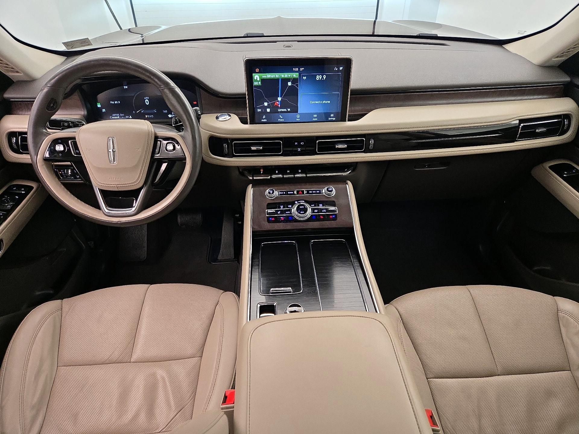 Thumbnail: 2020 Lincoln Aviator - 9