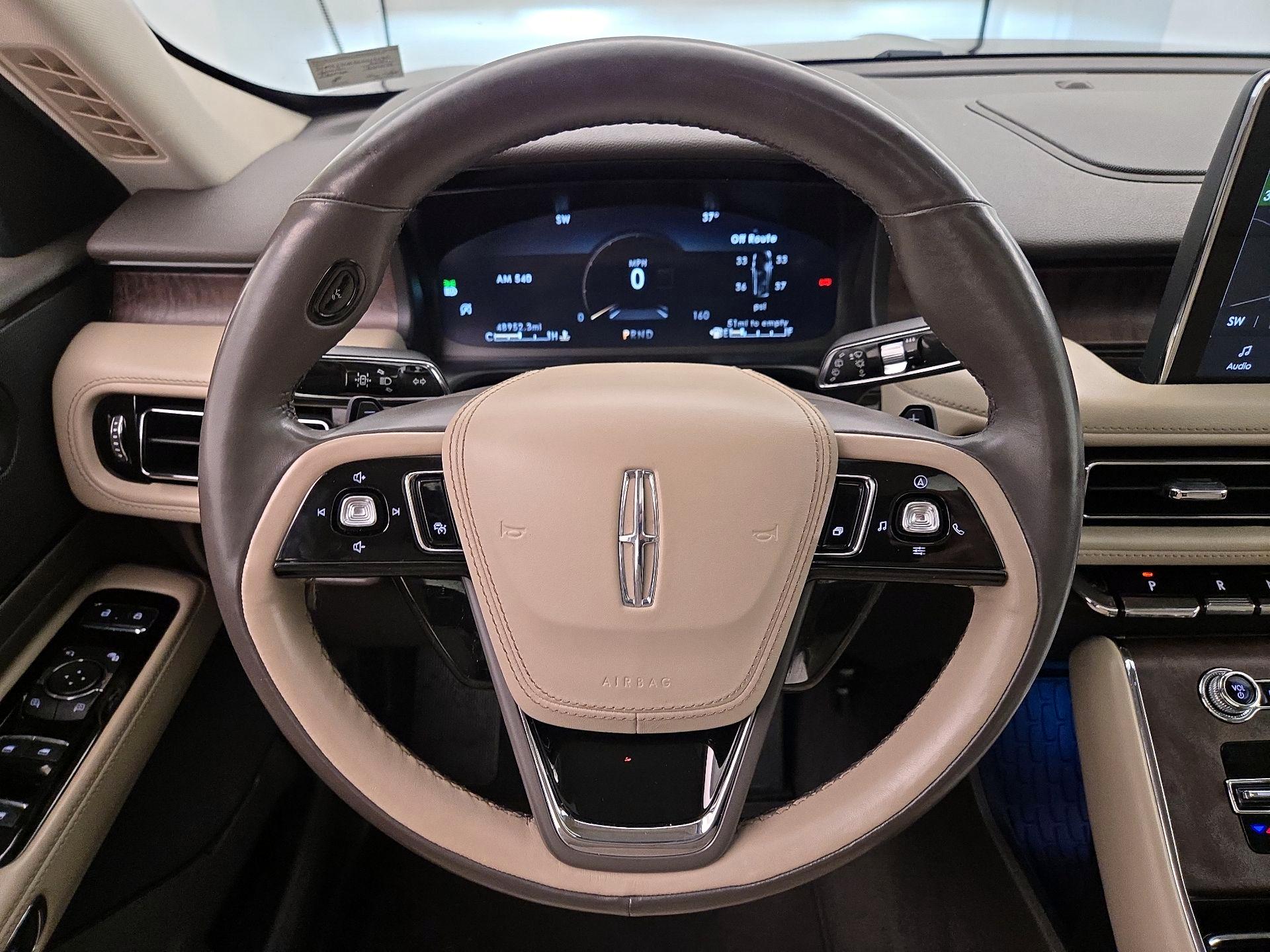 Thumbnail: 2020 Lincoln Aviator - 10