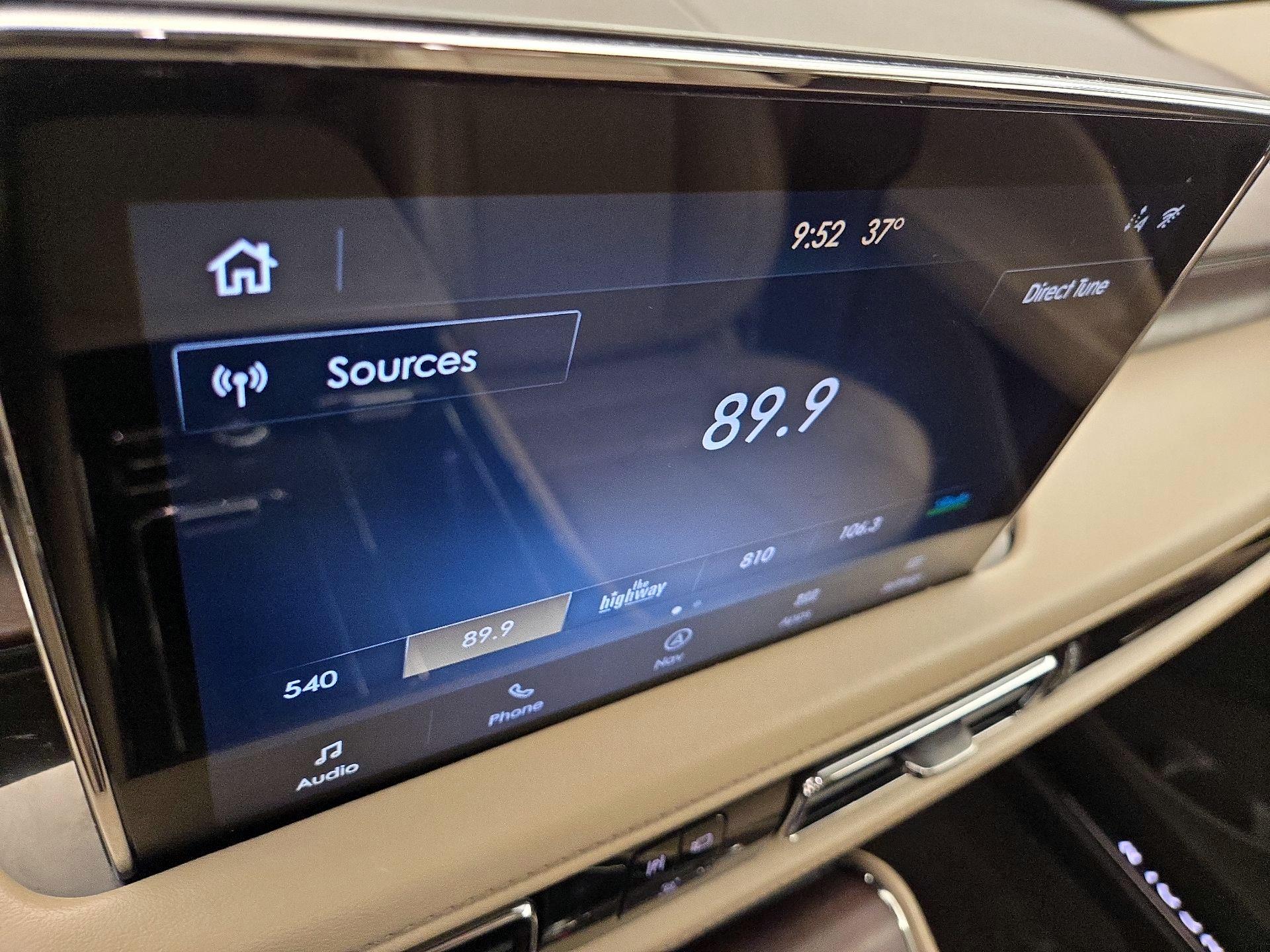 Thumbnail: 2020 Lincoln Aviator - 16