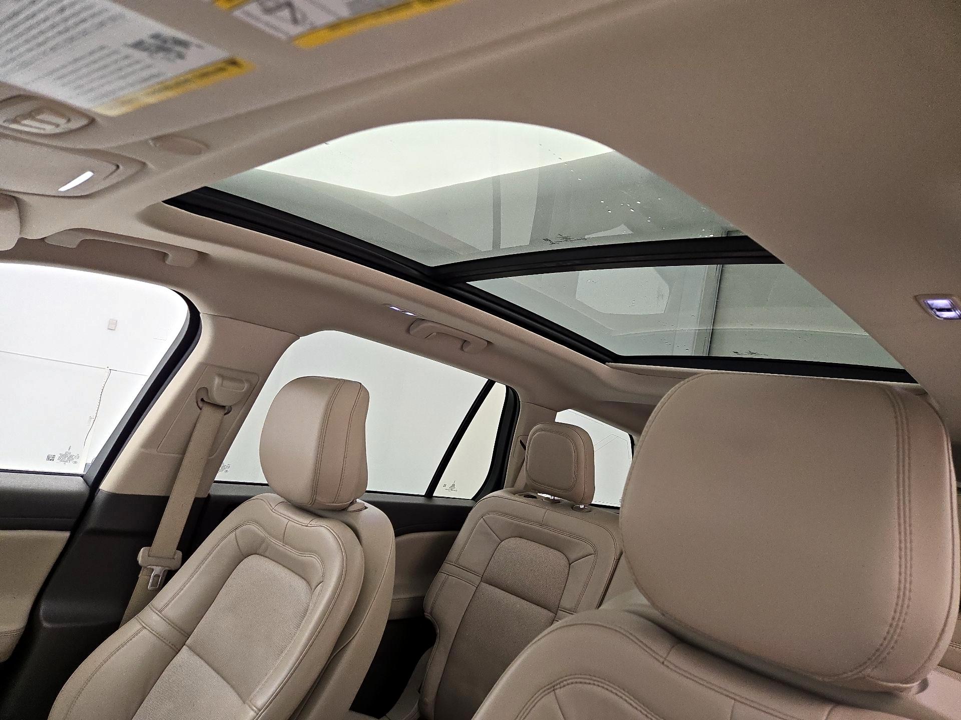 Thumbnail: 2020 Lincoln Aviator - 20