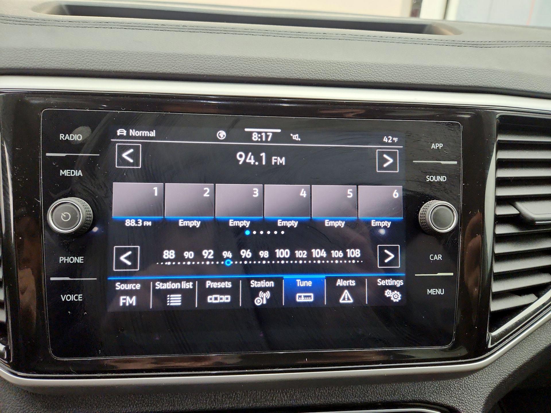 Thumbnail: 2022 Volkswagen Atlas - 15