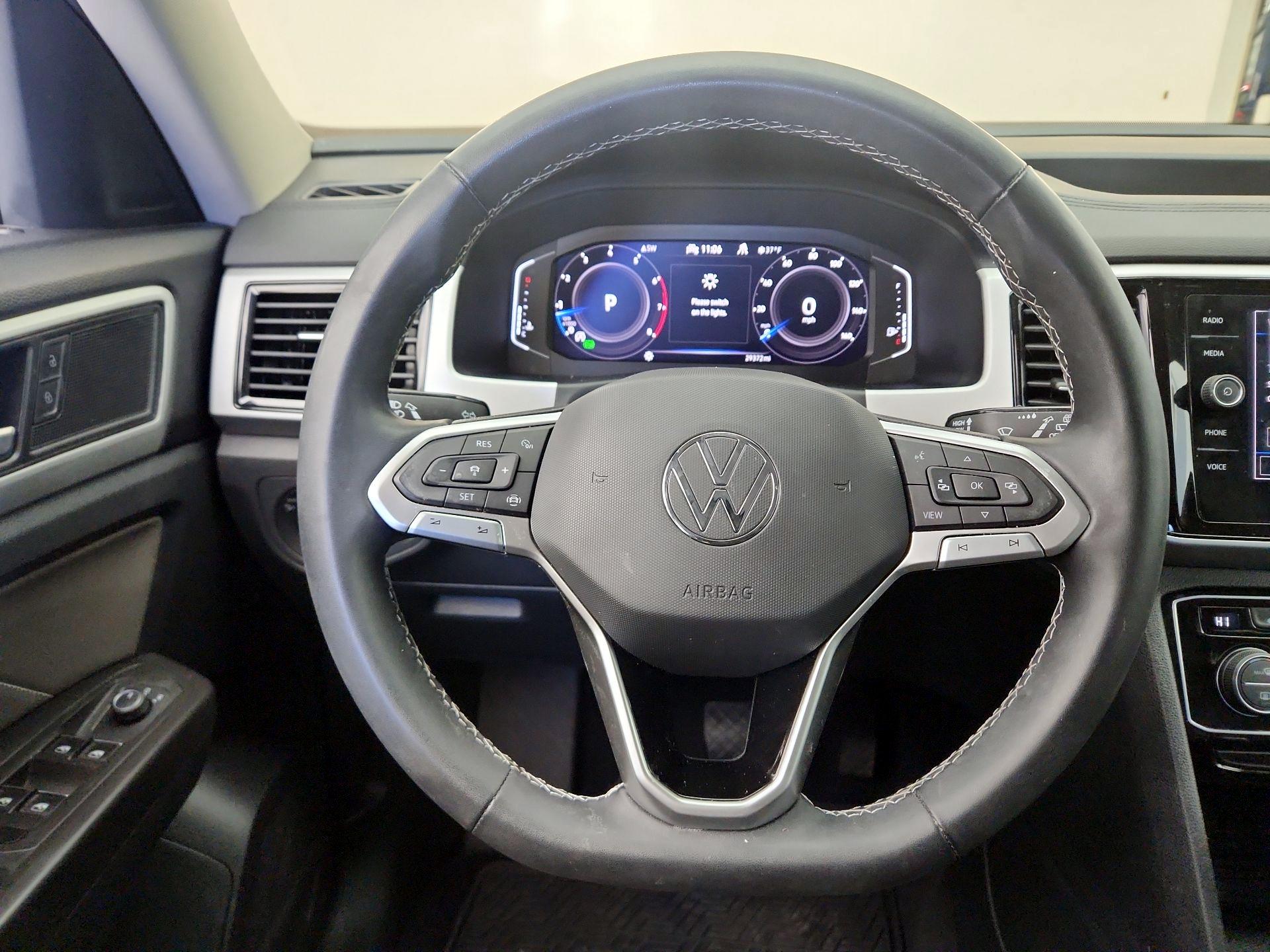 Thumbnail: 2022 Volkswagen Atlas - 10