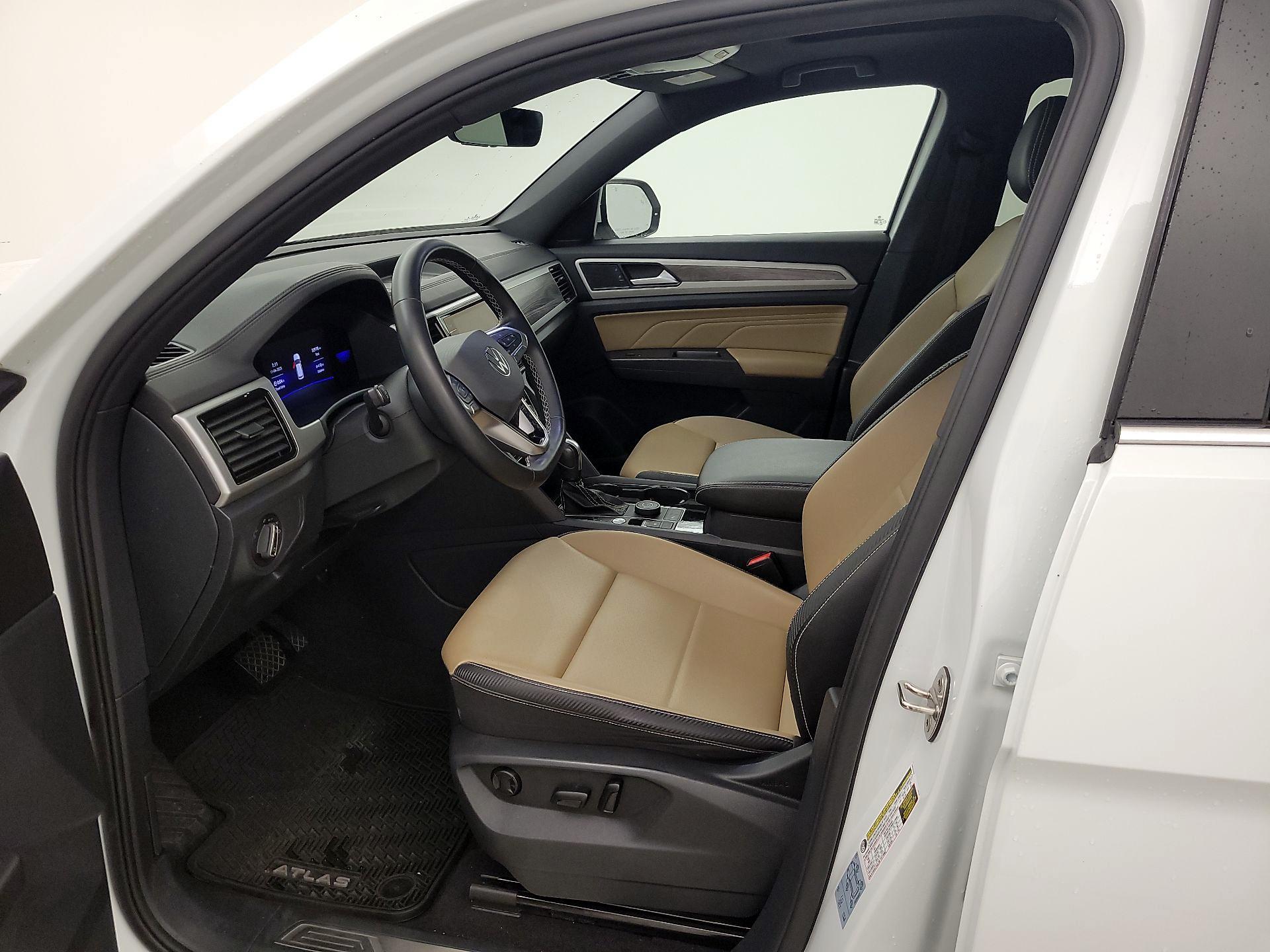 Thumbnail: 2022 Volkswagen Atlas - 11