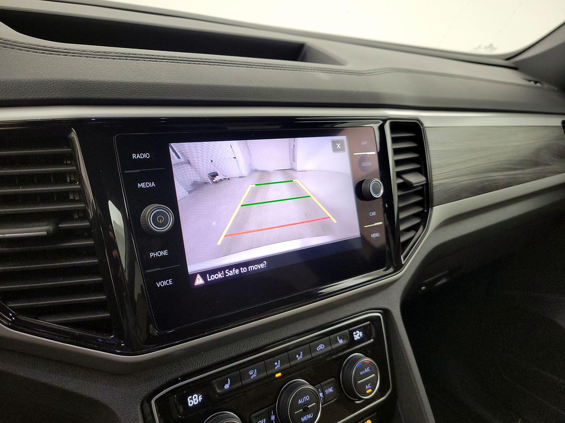 Thumbnail: 2022 Volkswagen Atlas - 14