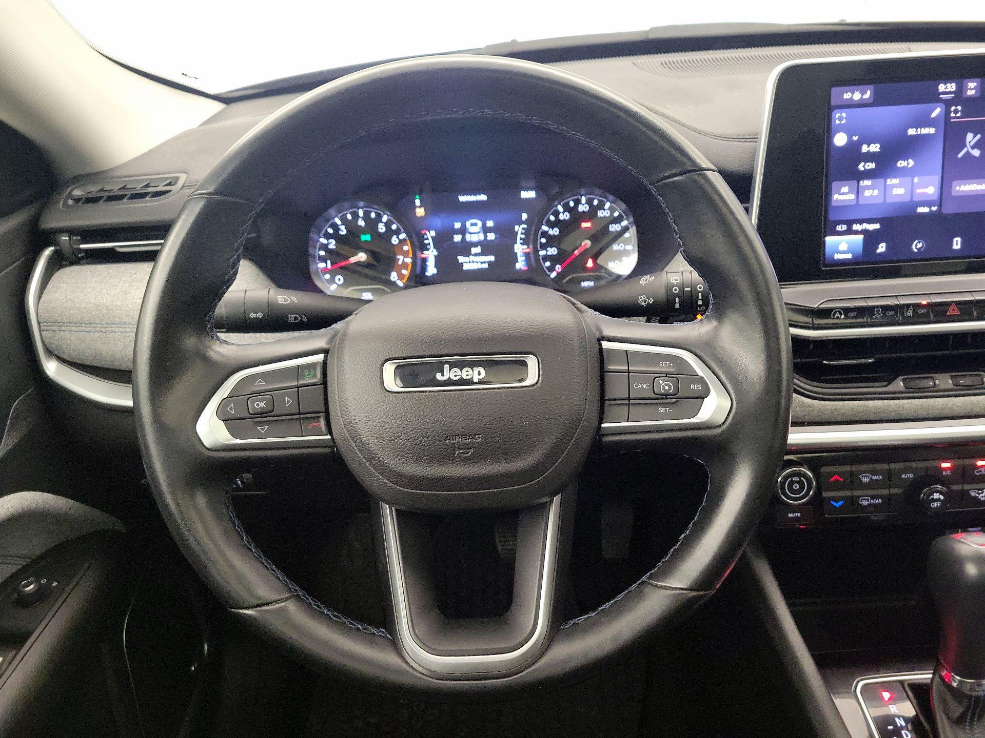 Thumbnail: 2022 Jeep Compass - 10