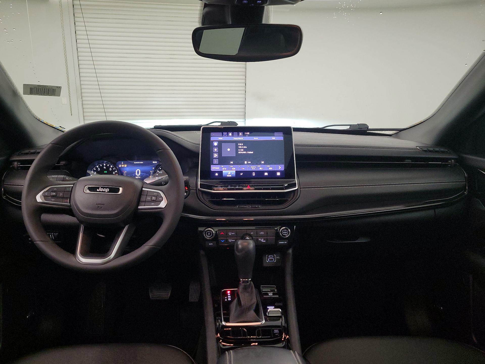 Thumbnail: 2022 Jeep Compass - 9