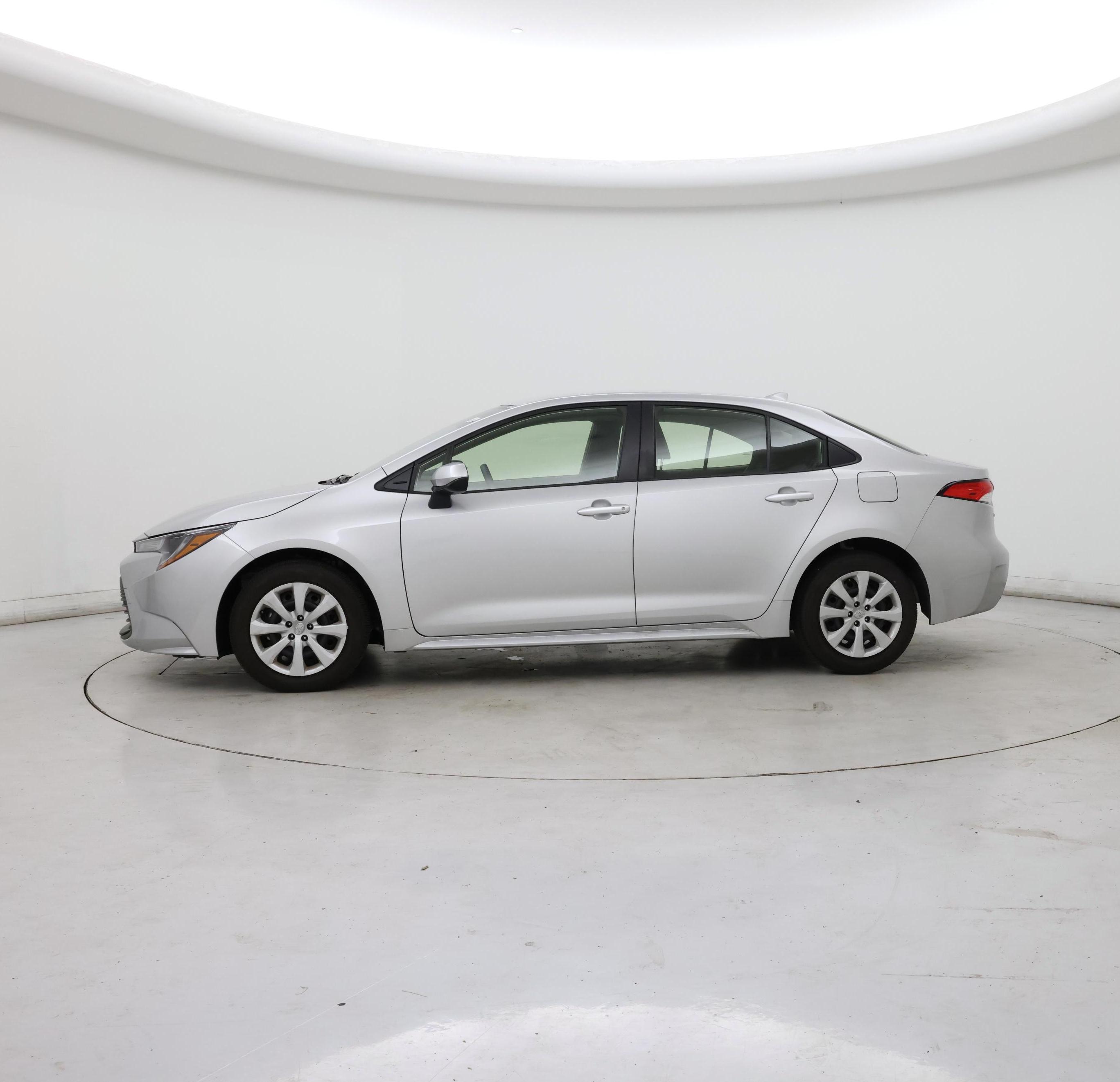 Thumbnail: 2023 Toyota Corolla - 3