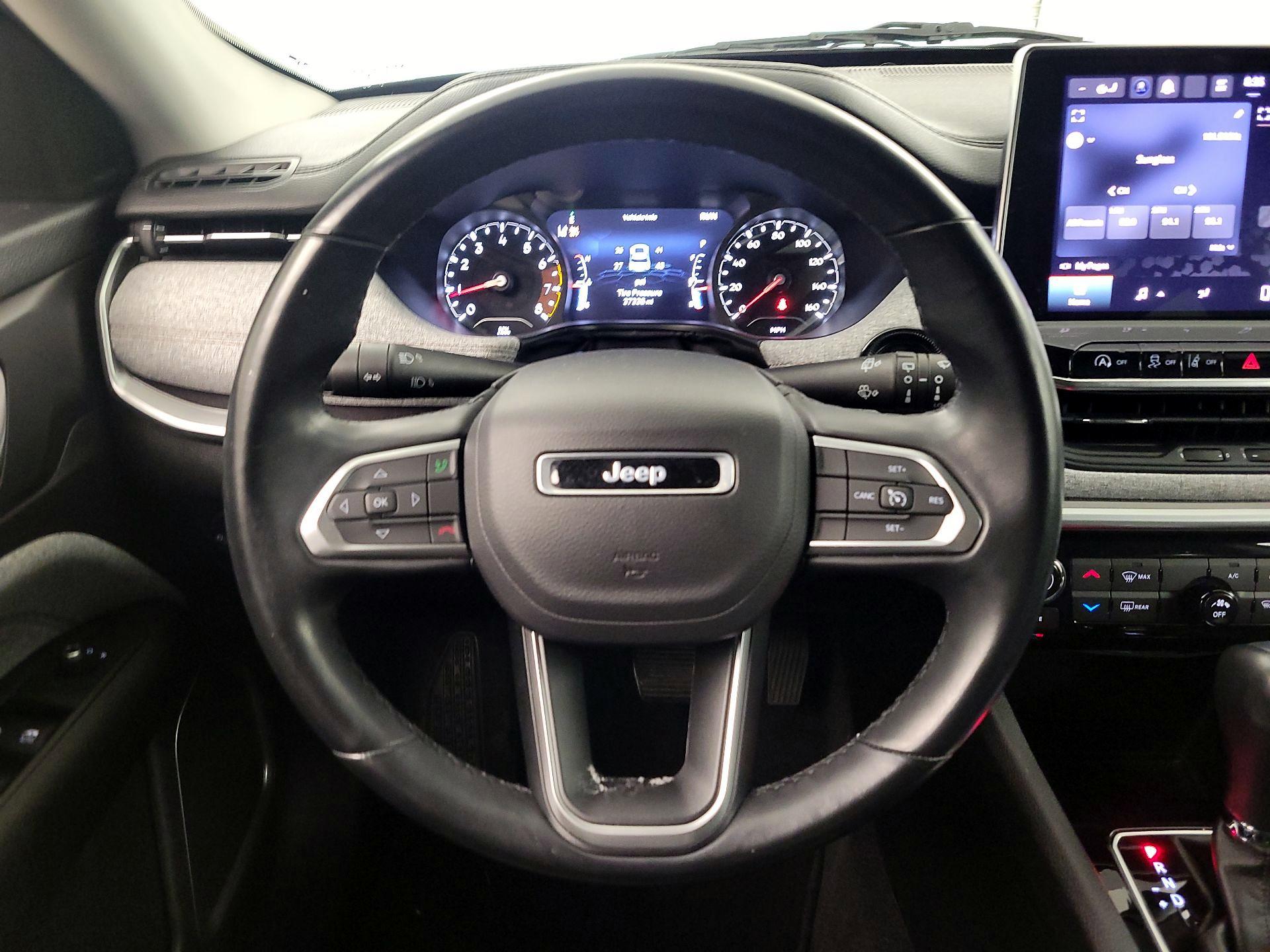 Thumbnail: 2022 Jeep Compass - 10