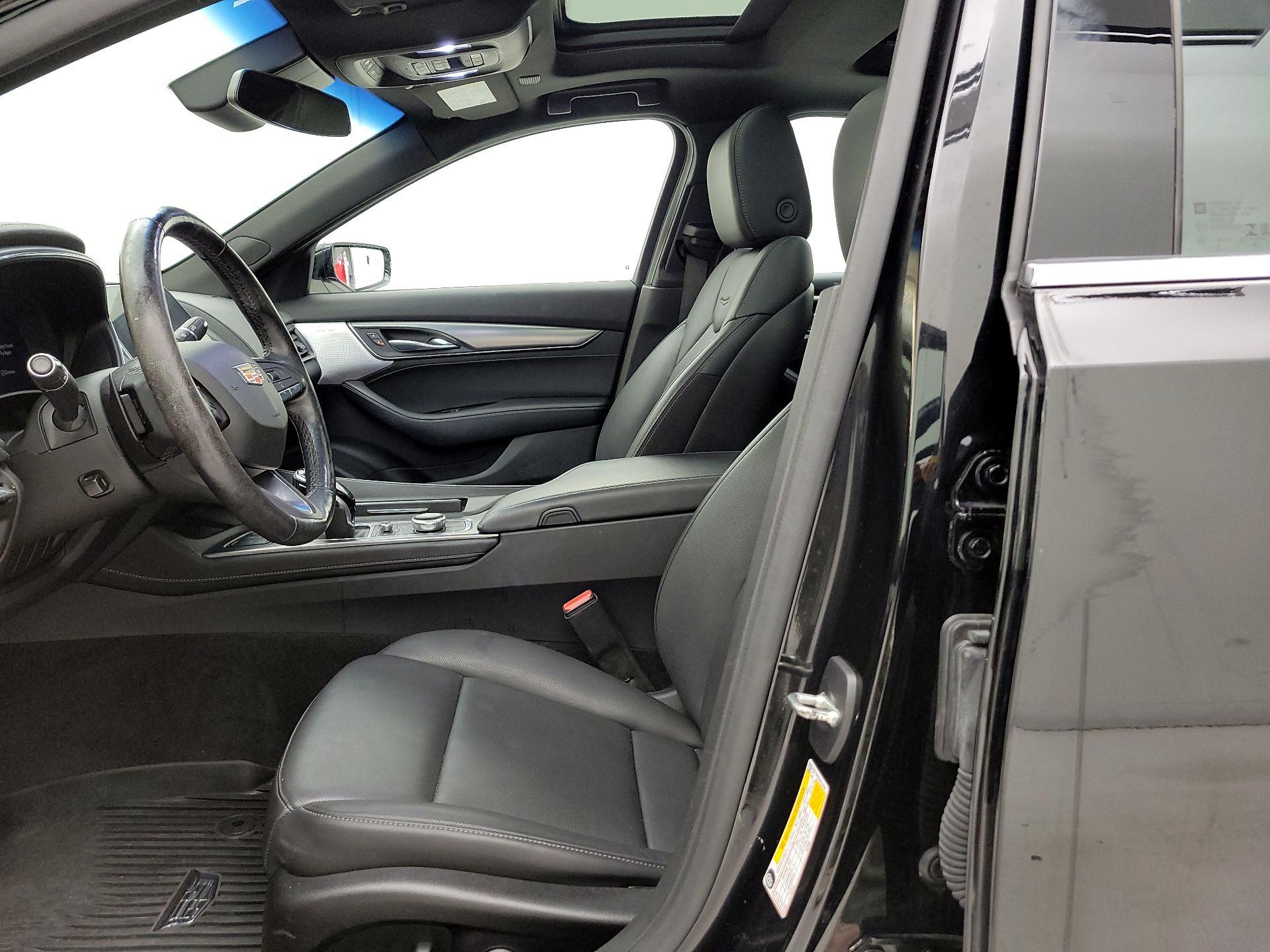 Thumbnail: 2022 Cadillac CT5 - 11