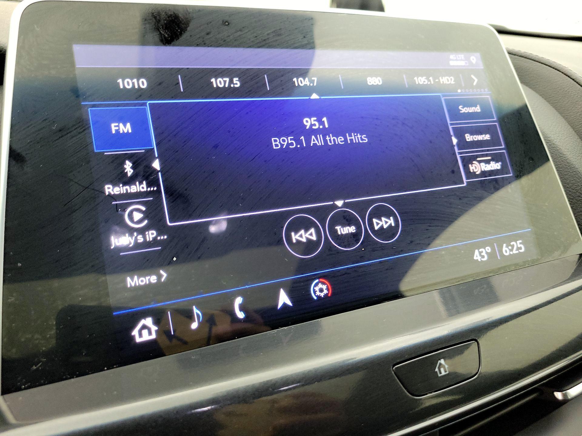 Thumbnail: 2022 Cadillac CT5 - 16