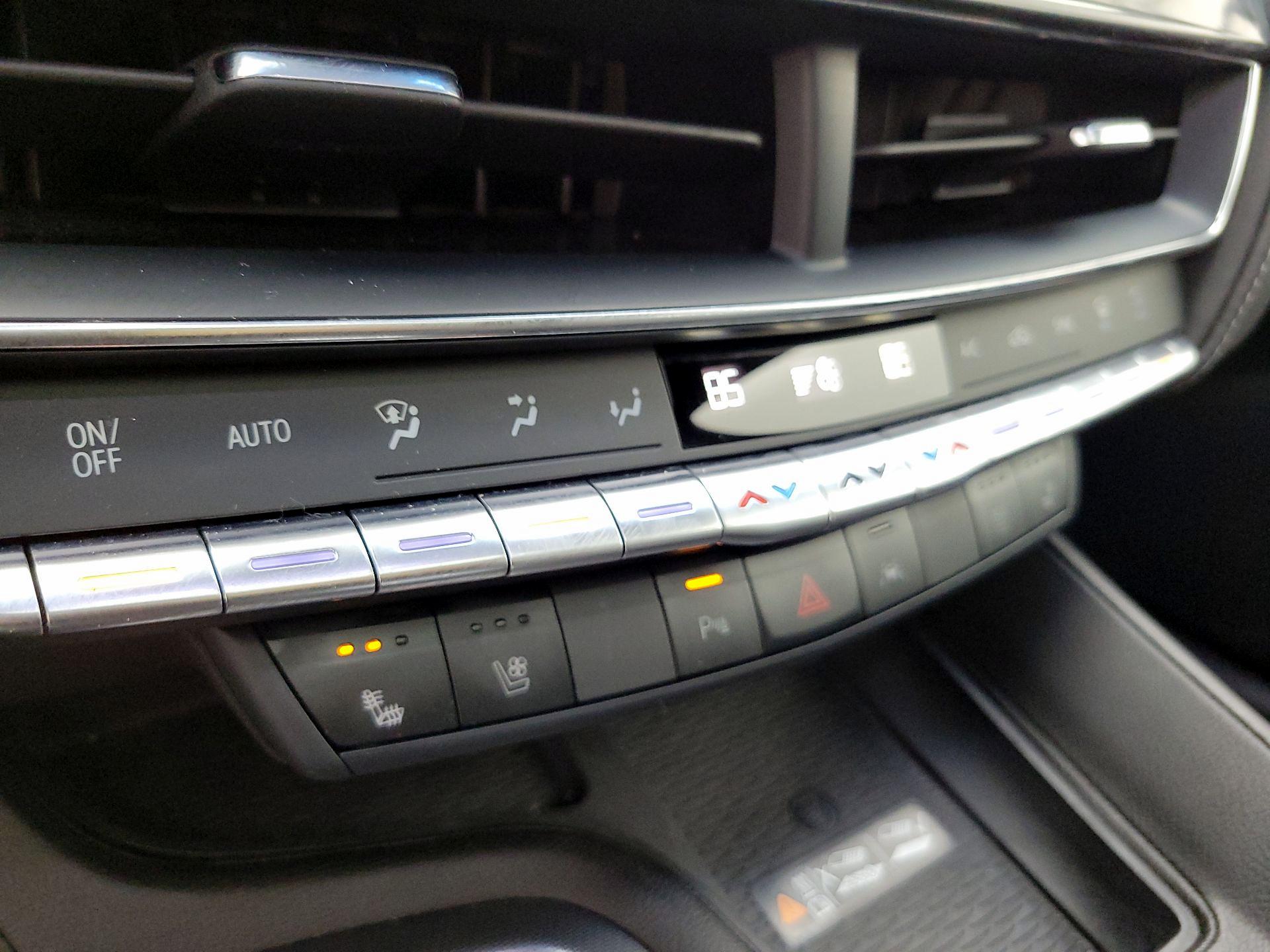 Thumbnail: 2022 Cadillac CT5 - 17