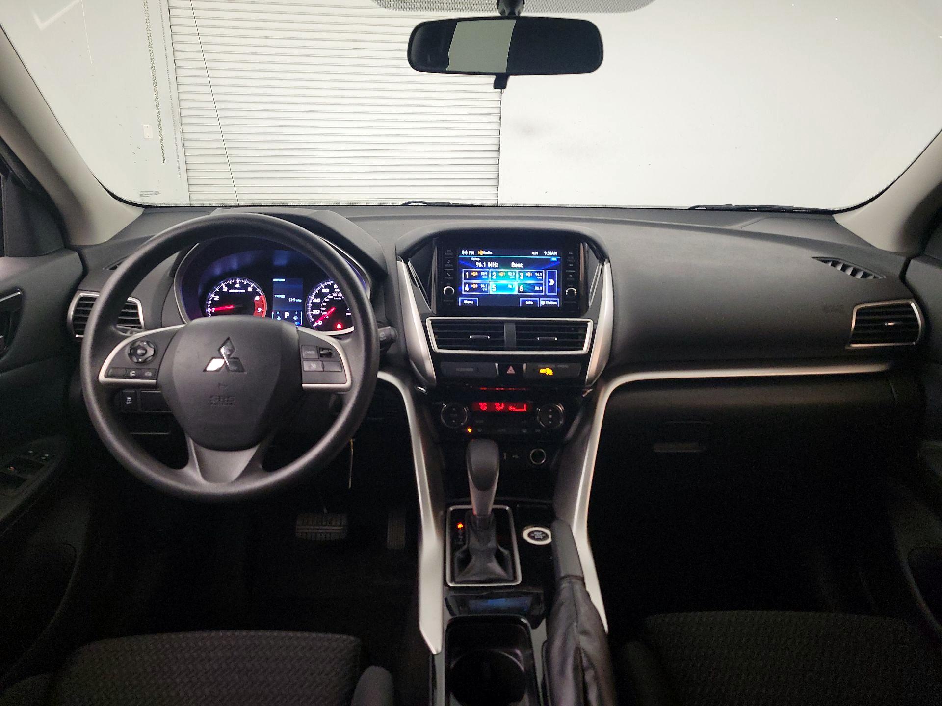 Thumbnail: 2020 Mitsubishi Eclipse Cross - 9