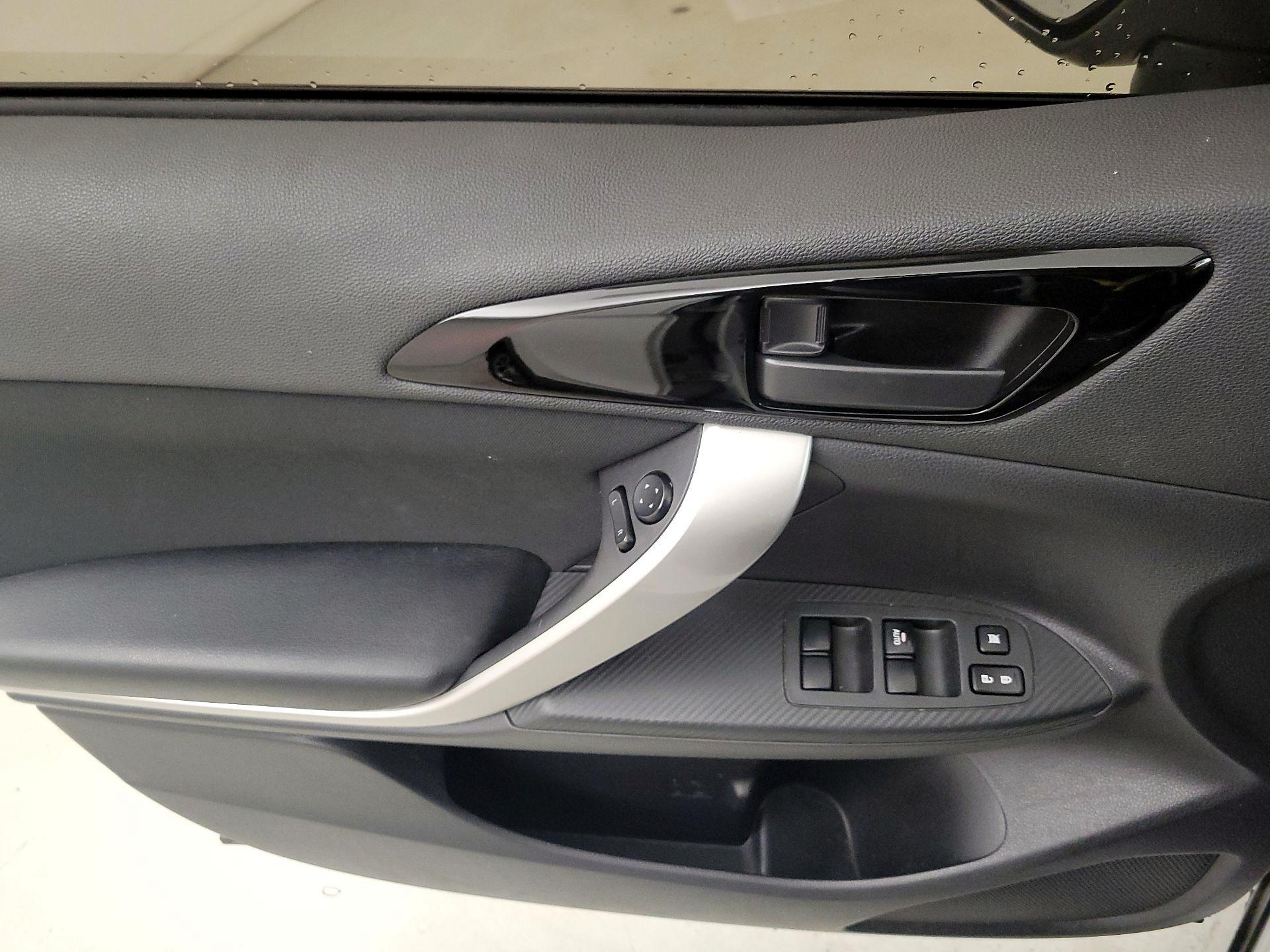 Thumbnail: 2020 Mitsubishi Eclipse Cross - 12