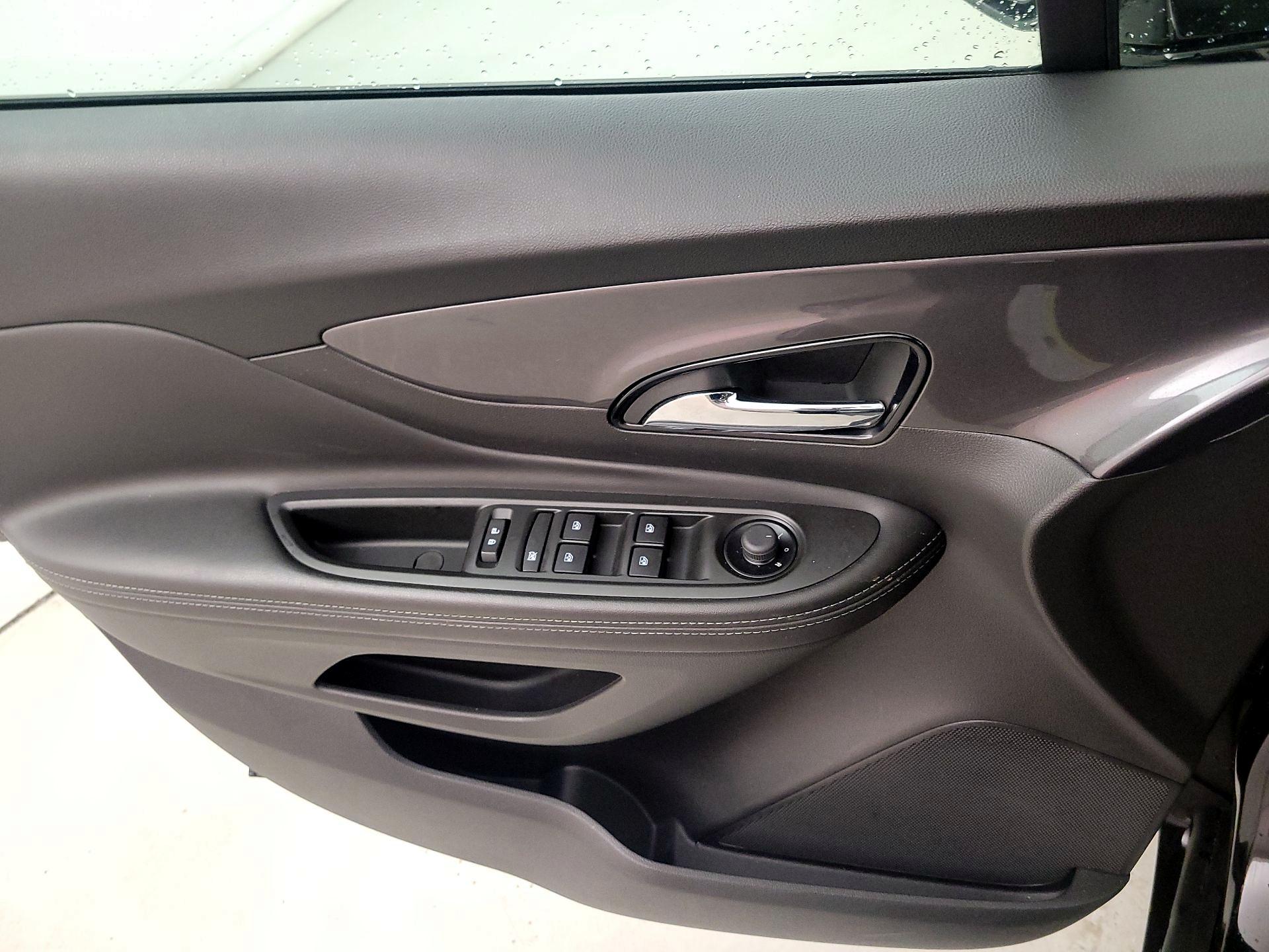 Thumbnail: 2022 Buick Encore - 12