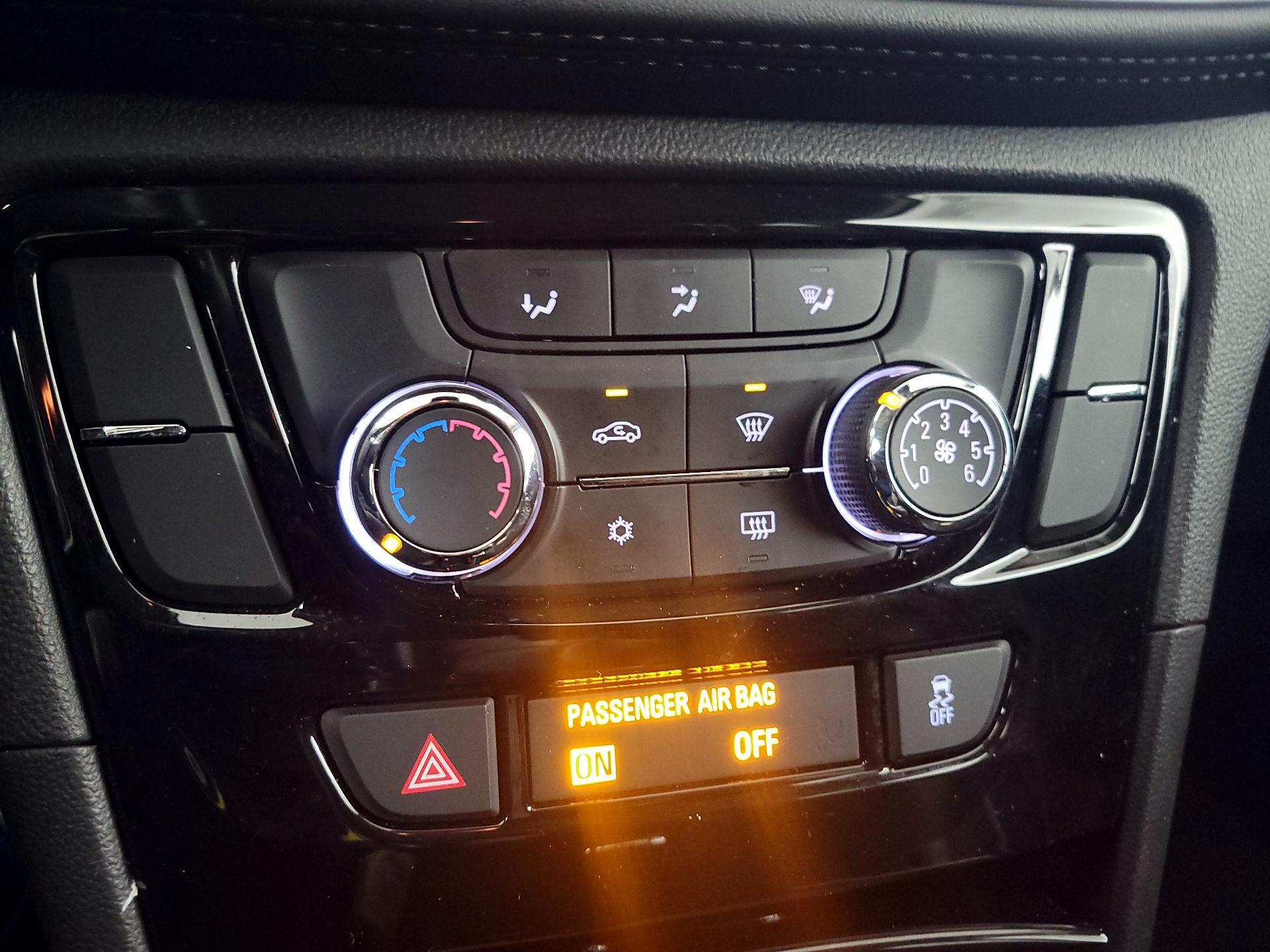 Thumbnail: 2022 Buick Encore - 16