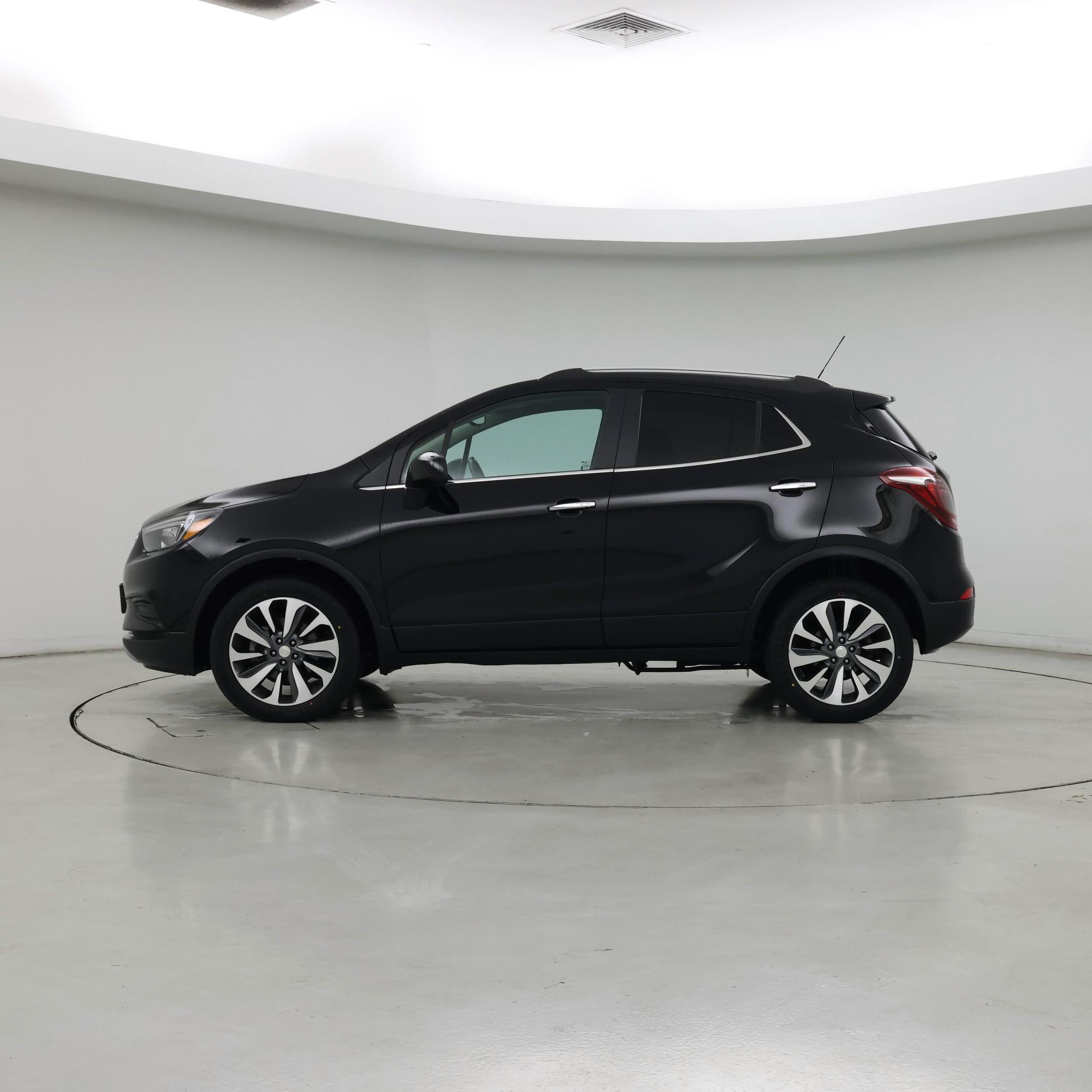 Thumbnail: 2022 Buick Encore - 3