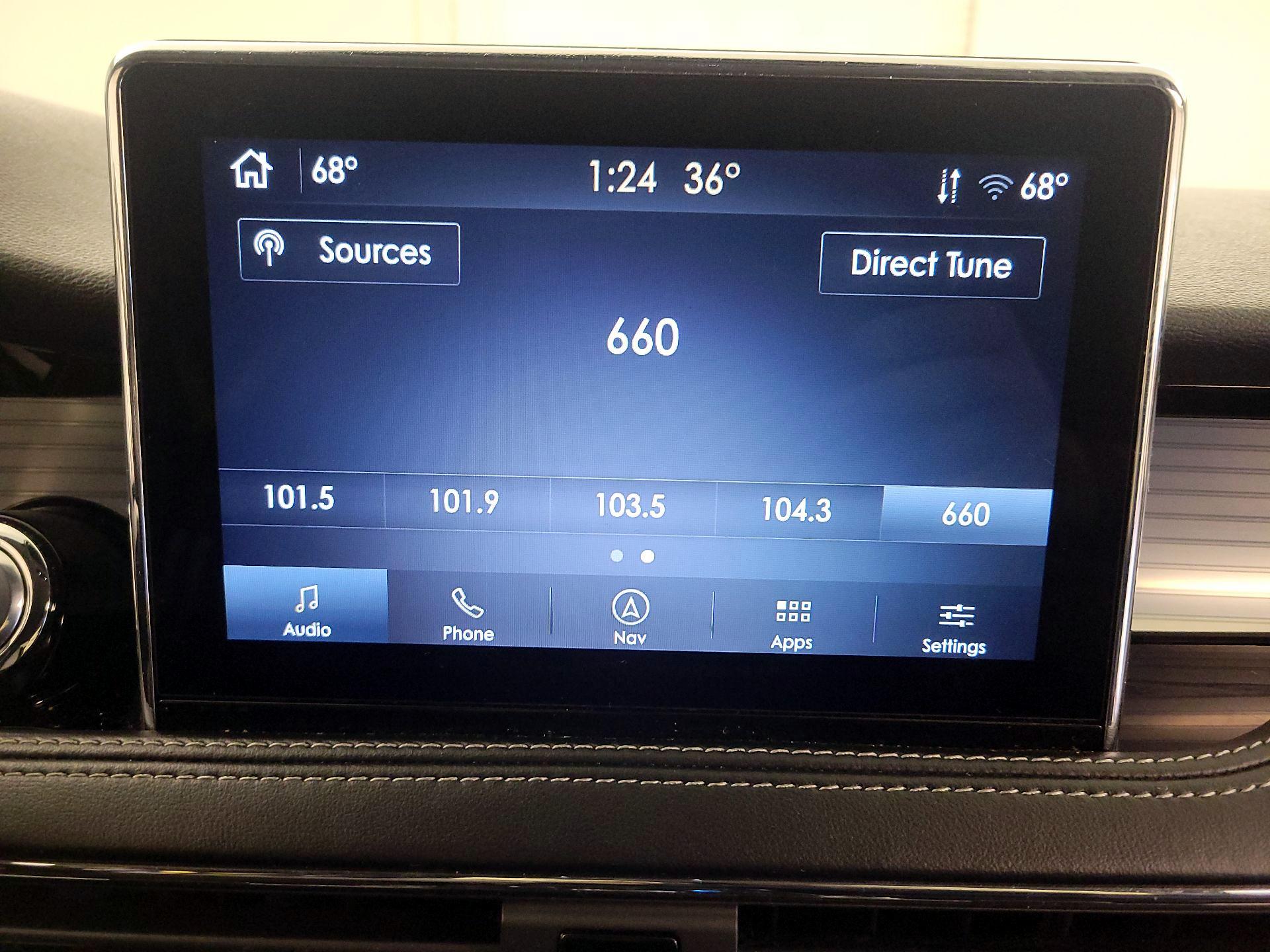 Thumbnail: 2021 Lincoln Corsair - 16