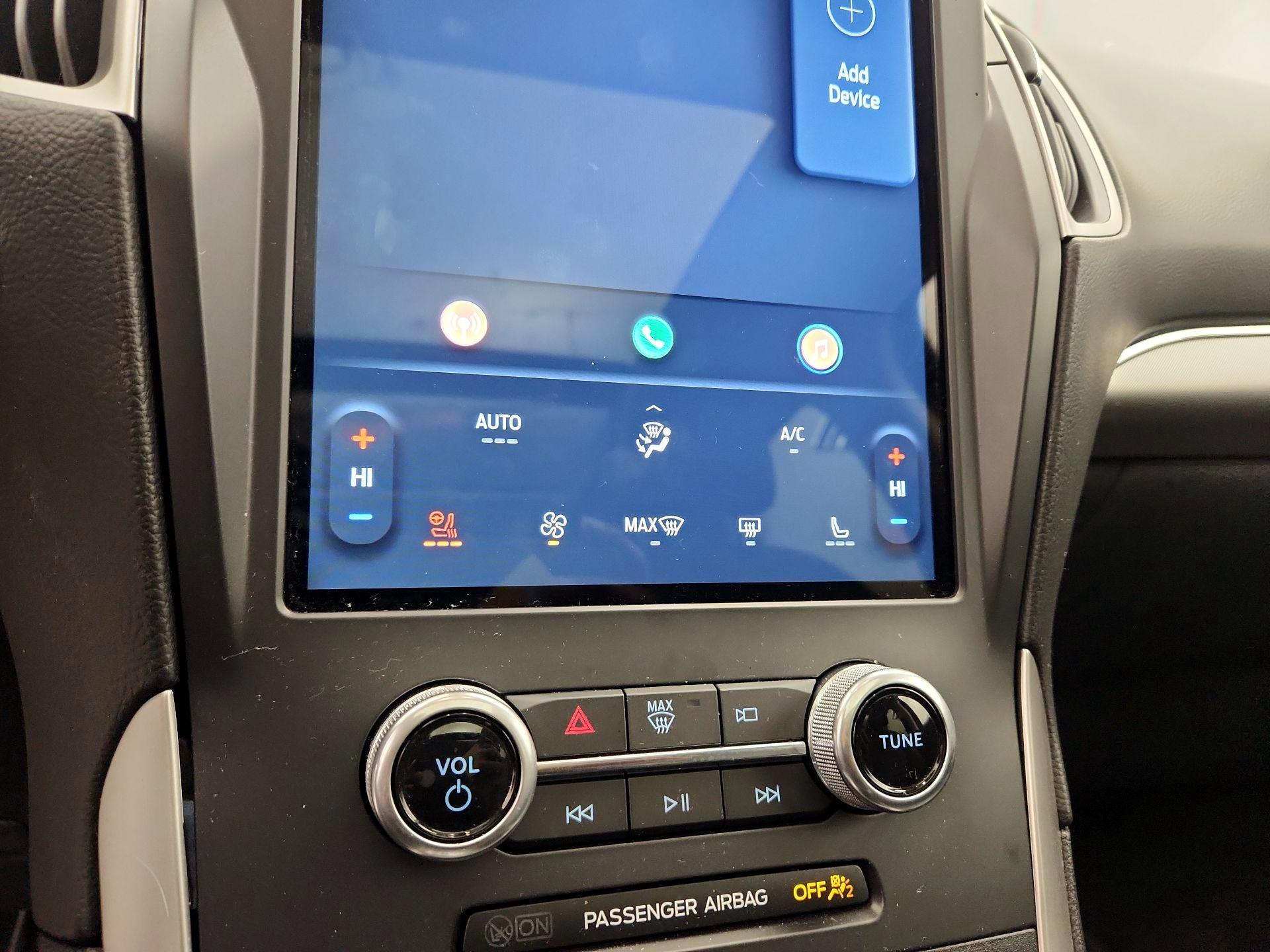 Thumbnail: 2022 Ford Edge - 16