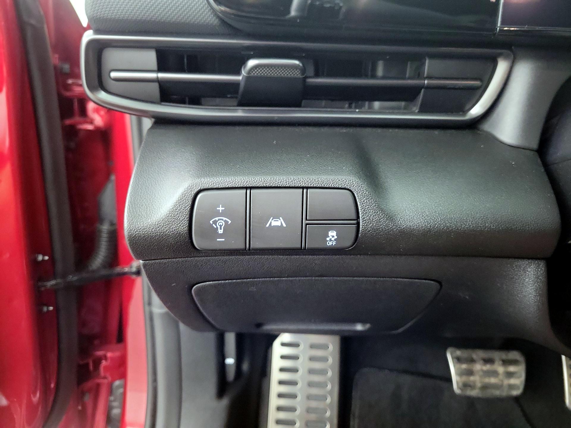 Thumbnail: 2023 Hyundai Elantra - 11