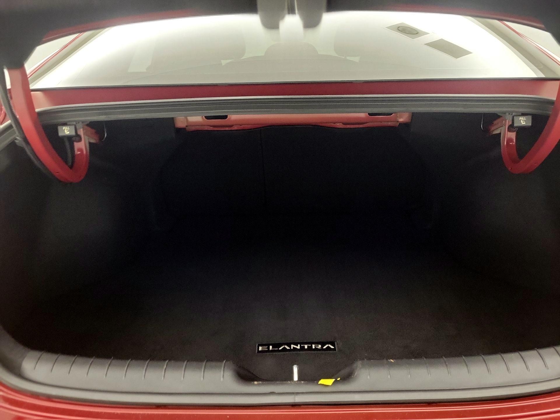 Thumbnail: 2023 Hyundai Elantra - 20