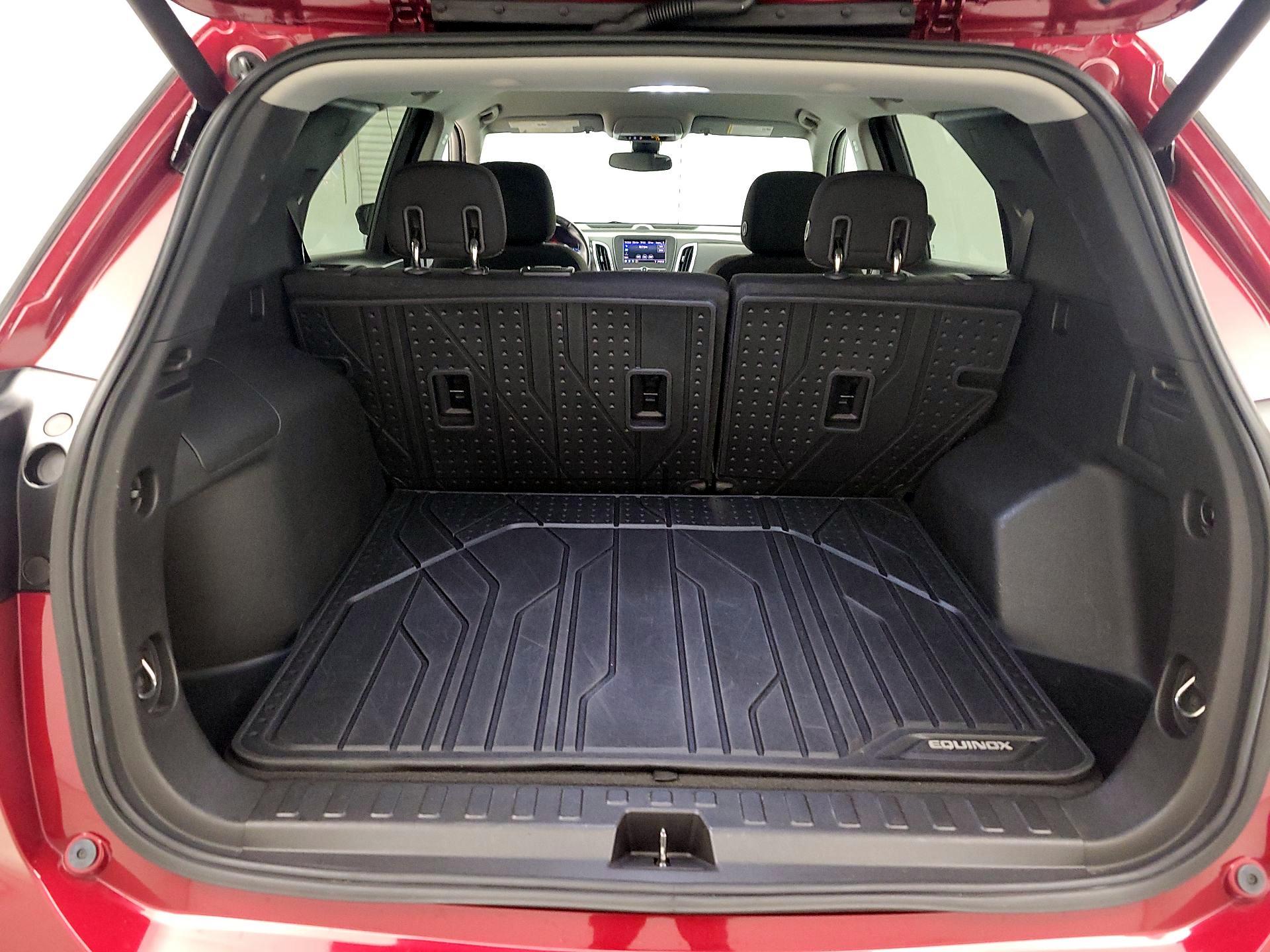 Thumbnail: 2020 Chevrolet Equinox - 20