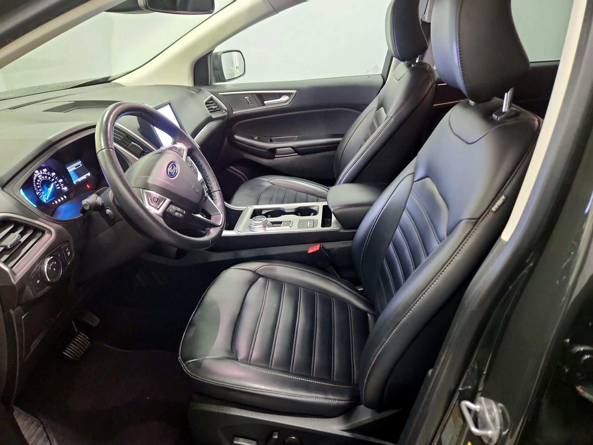 Thumbnail: 2022 Ford Edge - 11