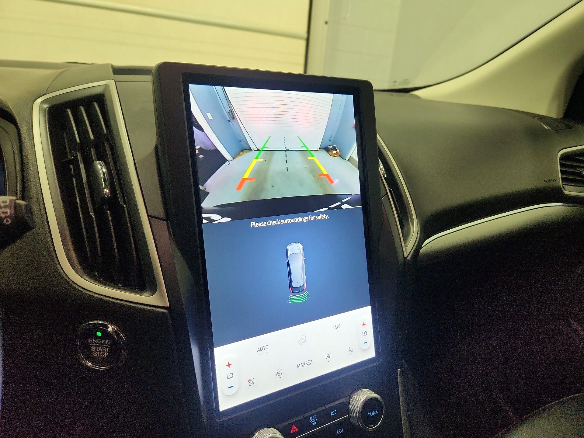 Thumbnail: 2022 Ford Edge - 14