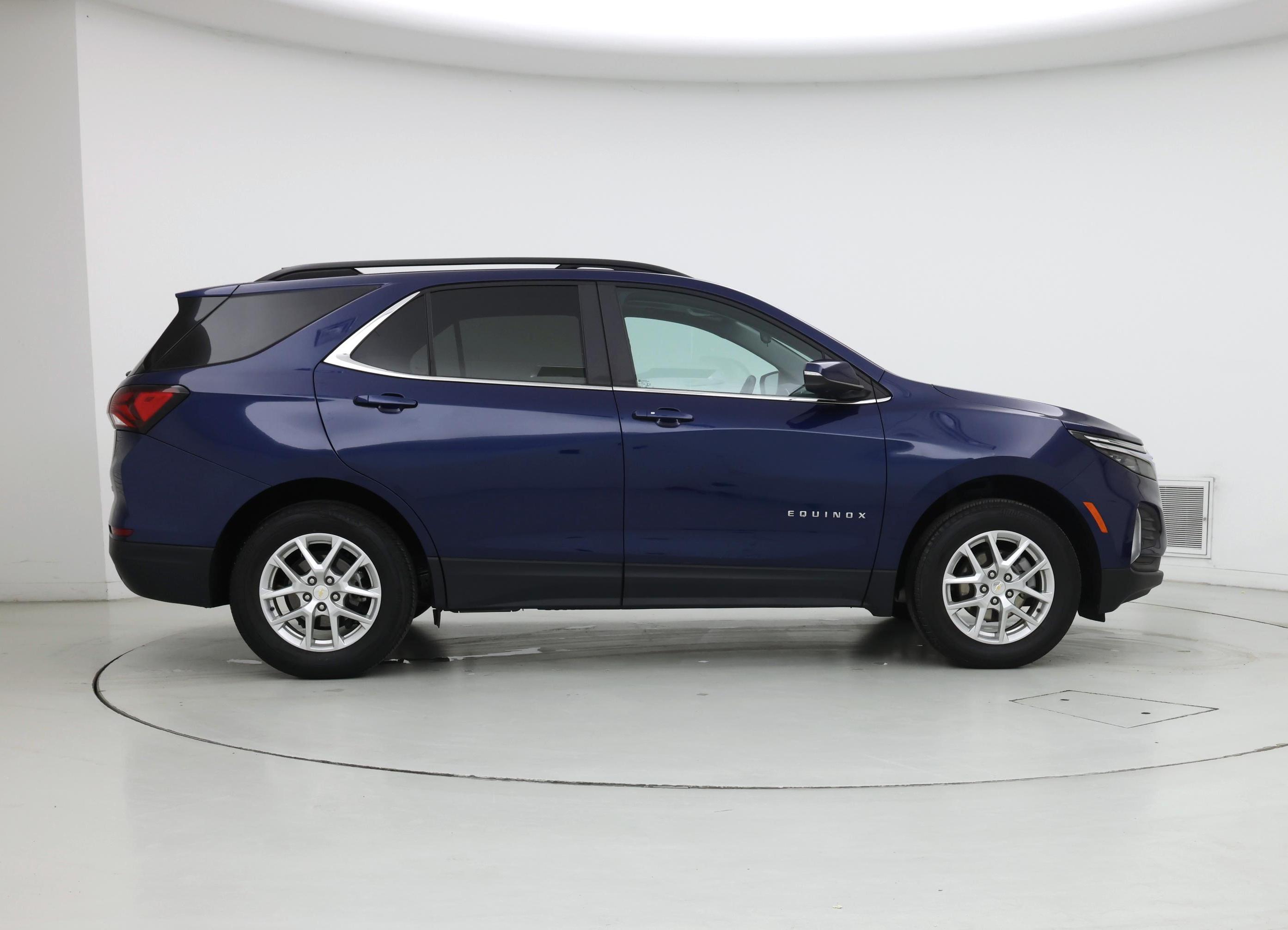 Thumbnail: 2022 Chevrolet Equinox - 7