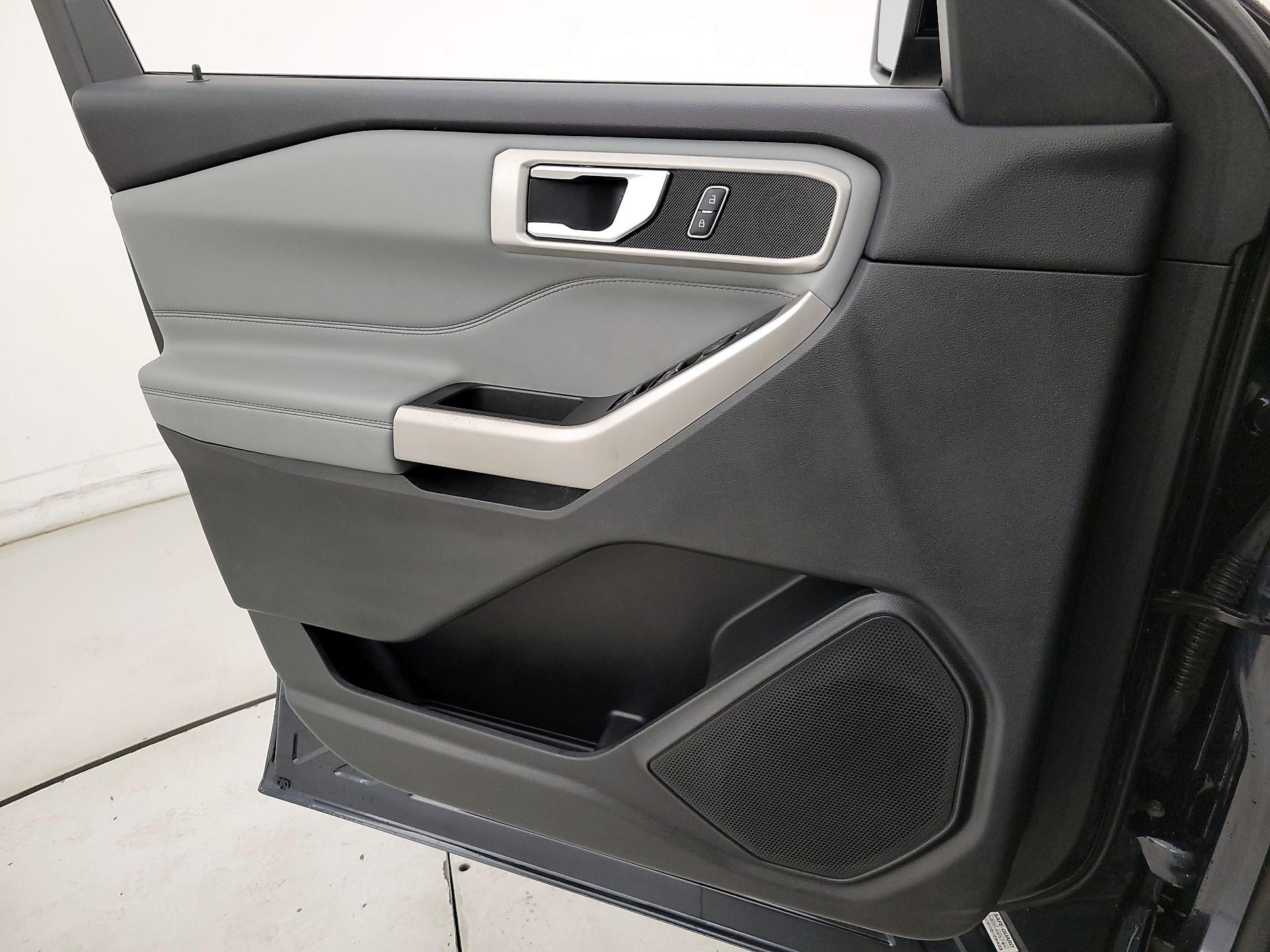 Thumbnail: 2022 Ford Explorer - 12