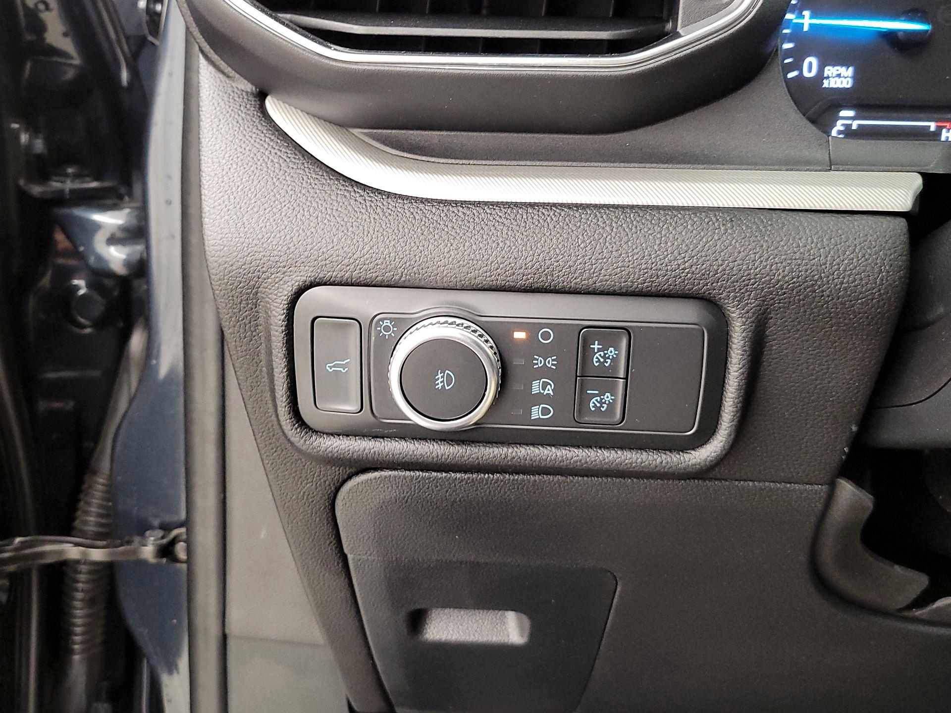 Thumbnail: 2022 Ford Explorer - 13