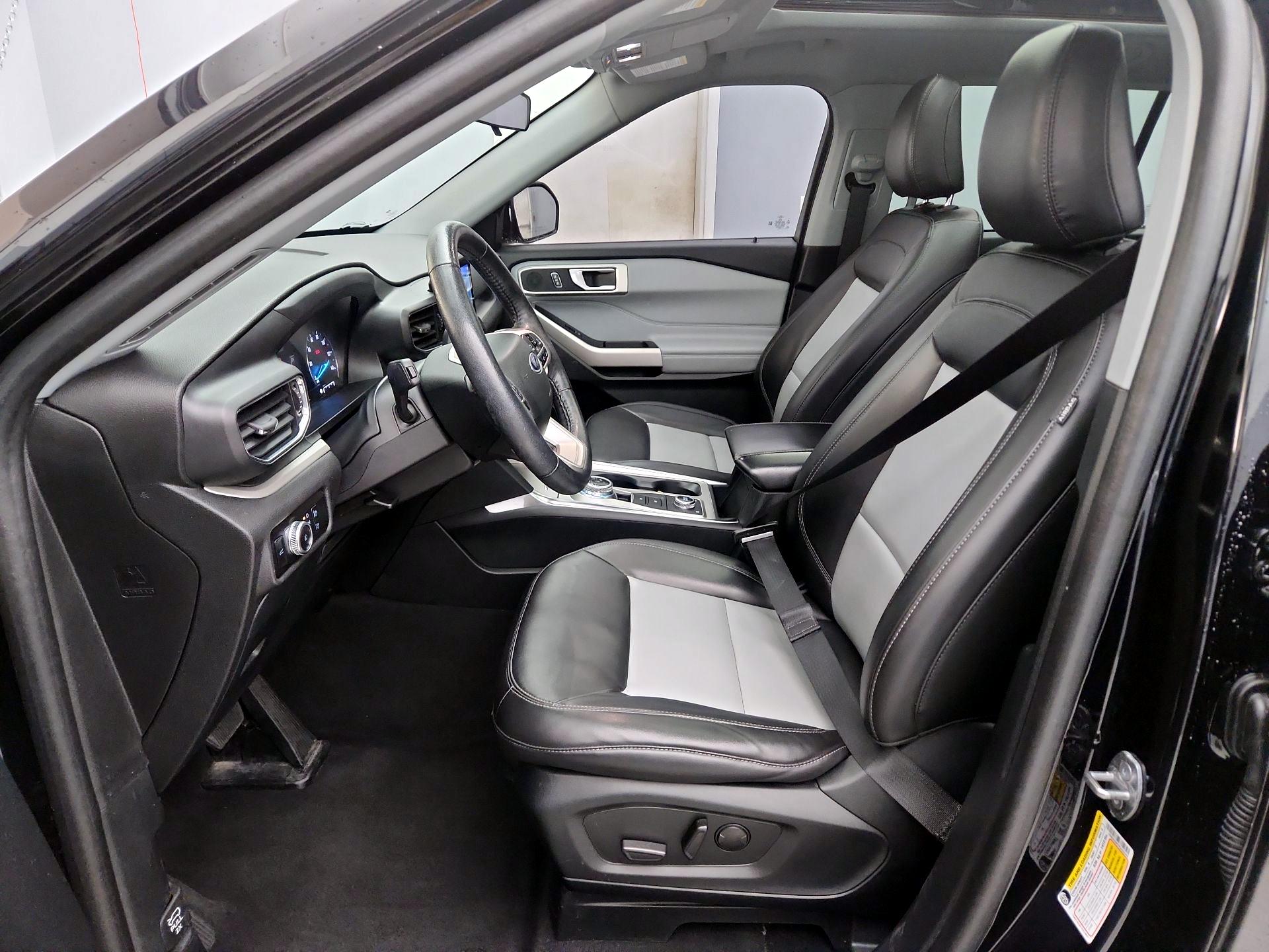 Thumbnail: 2023 Ford Explorer - 11