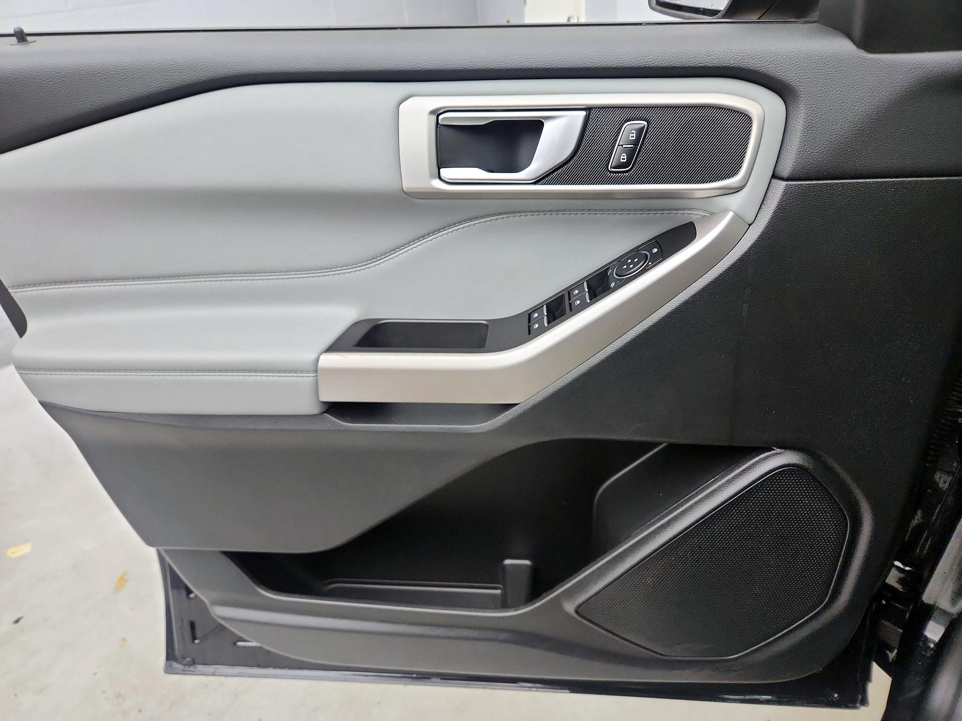 Thumbnail: 2023 Ford Explorer - 12