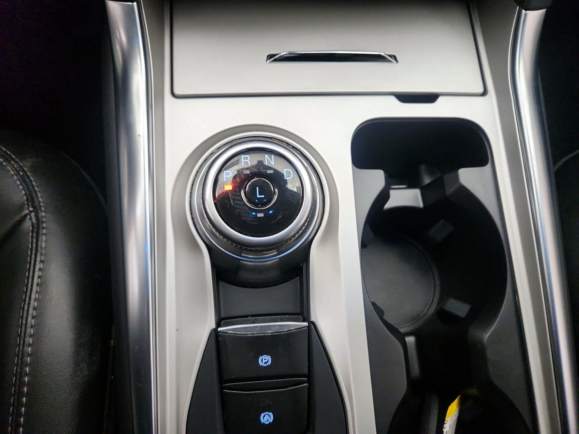 Thumbnail: 2023 Ford Explorer - 18