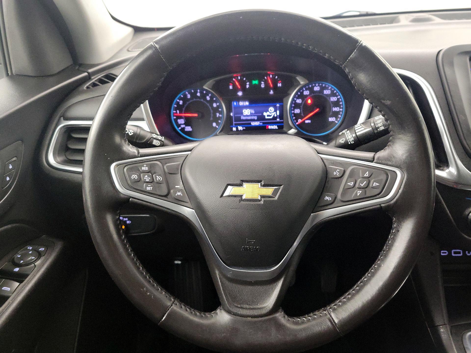 Thumbnail: 2022 Chevrolet Equinox - 10