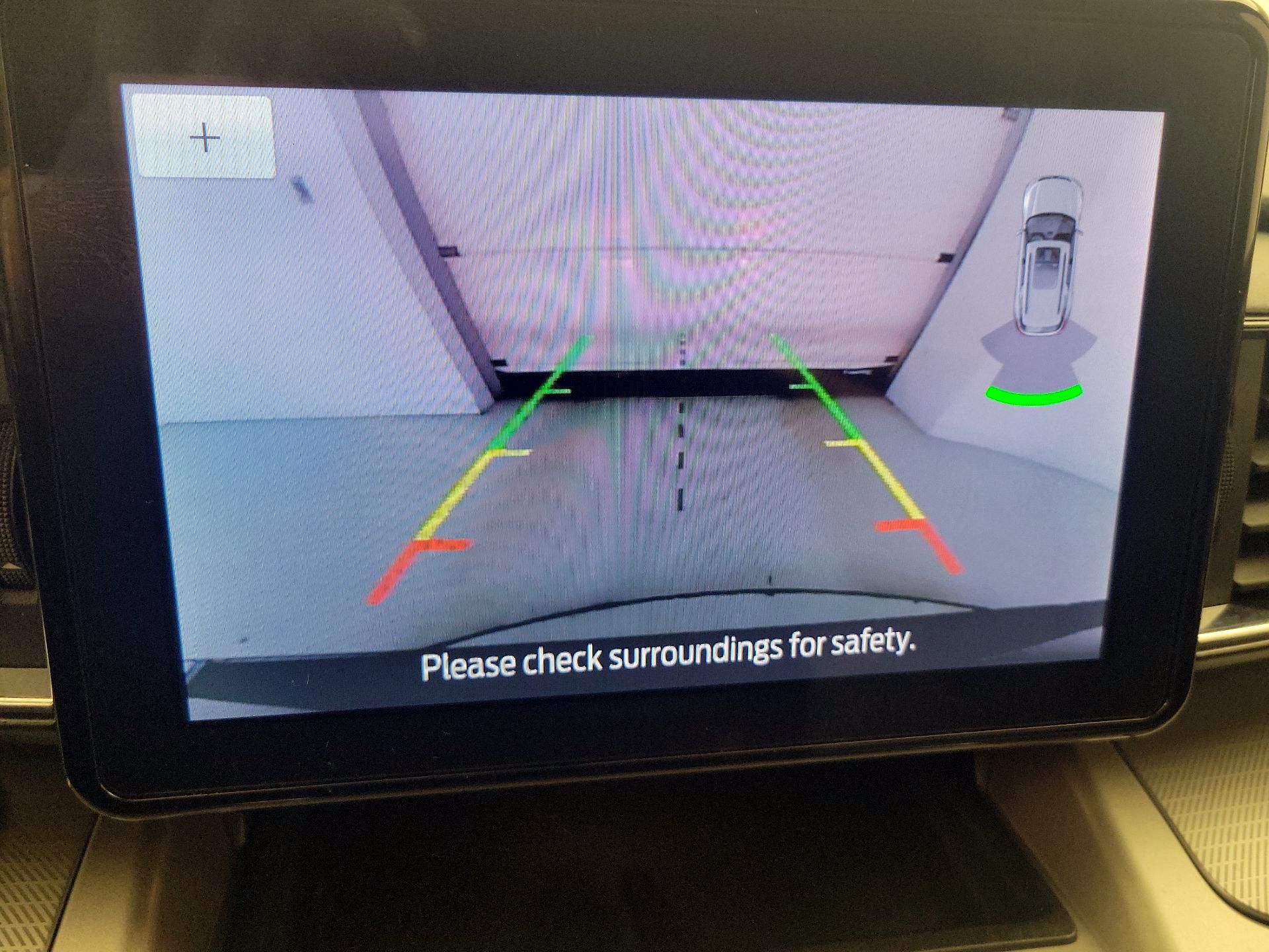 Thumbnail: 2022 Ford Explorer - 15