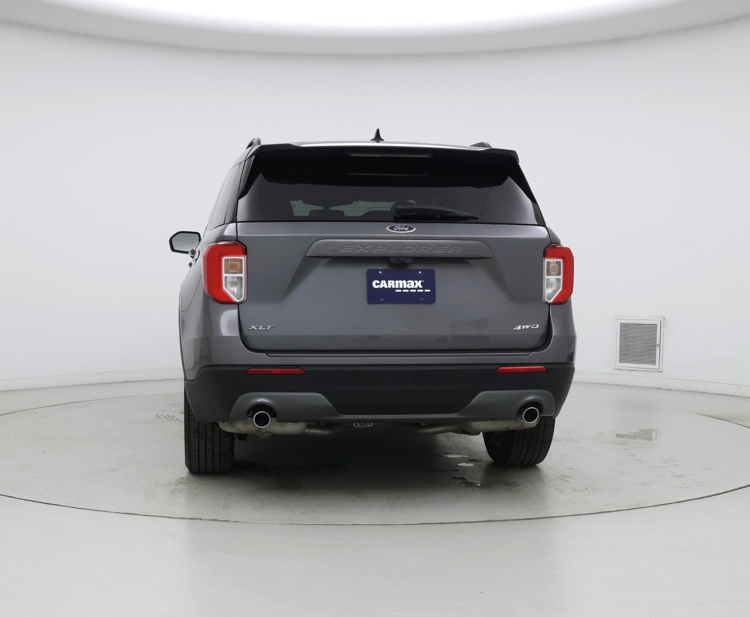 Thumbnail: 2022 Ford Explorer - 6