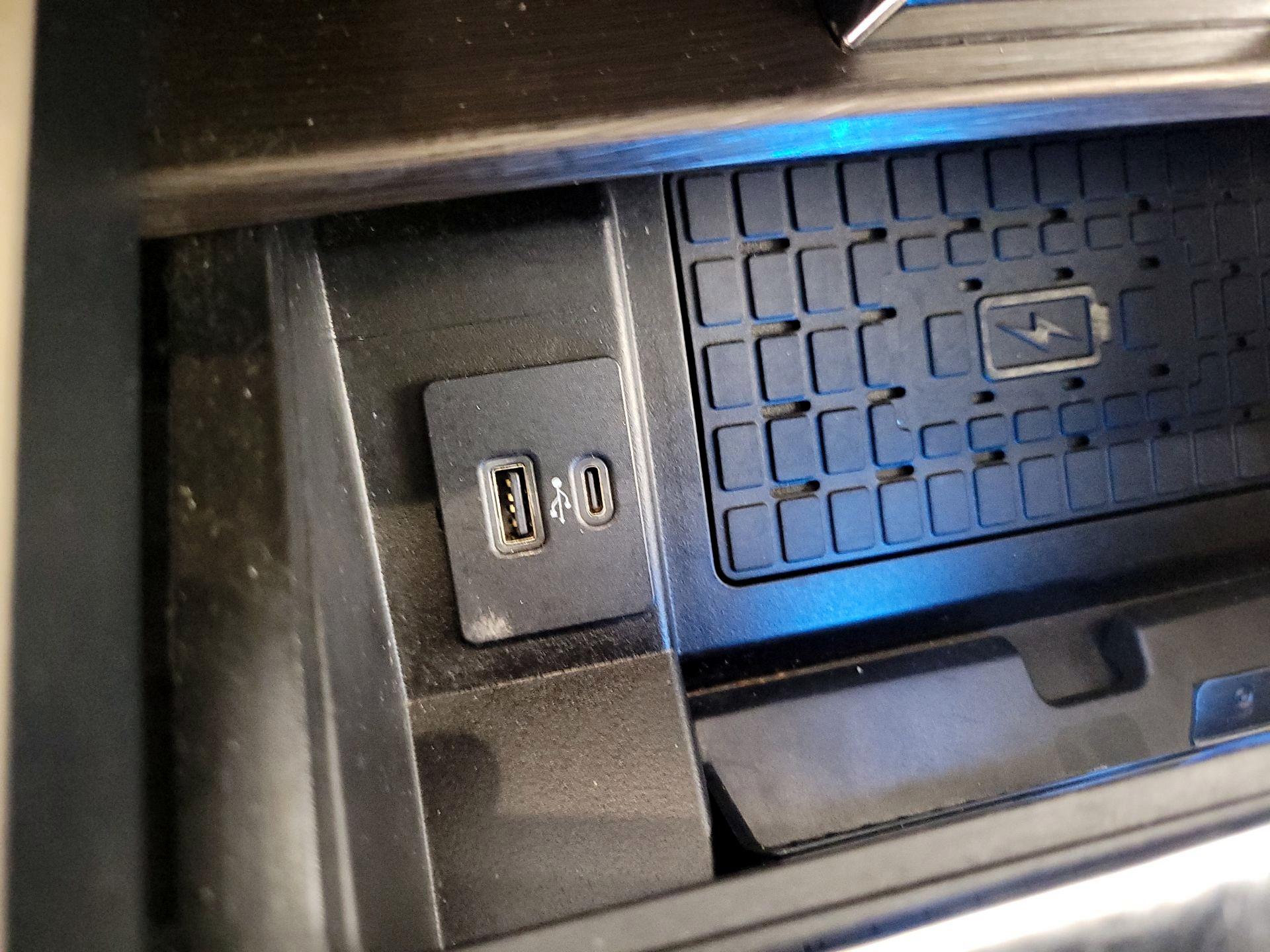 Thumbnail: 2024 Ford Expedition MAX - 19