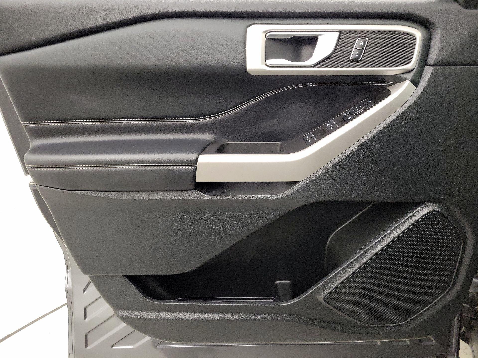 Thumbnail: 2022 Ford Explorer - 12