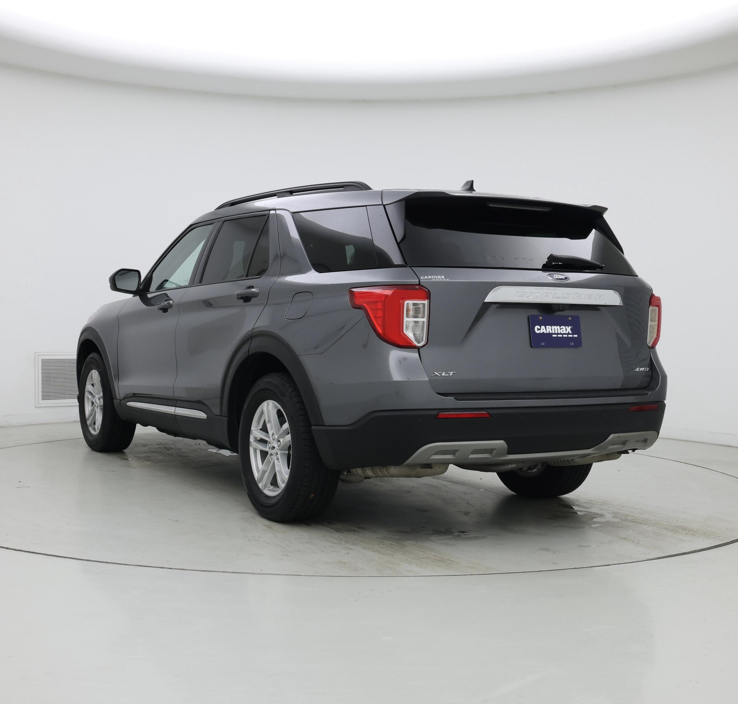 Thumbnail: 2022 Ford Explorer - 2