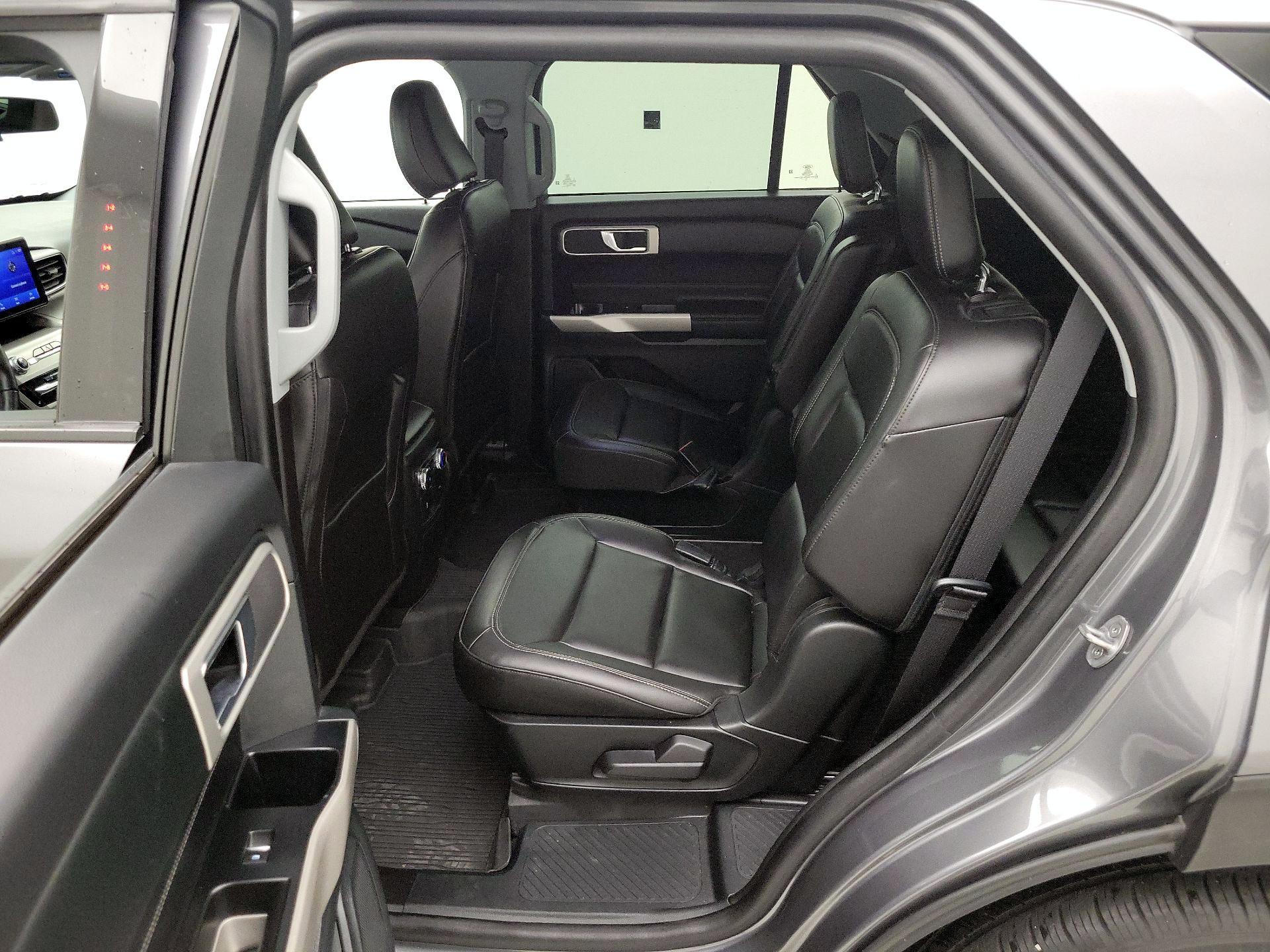 Thumbnail: 2022 Ford Explorer - 19