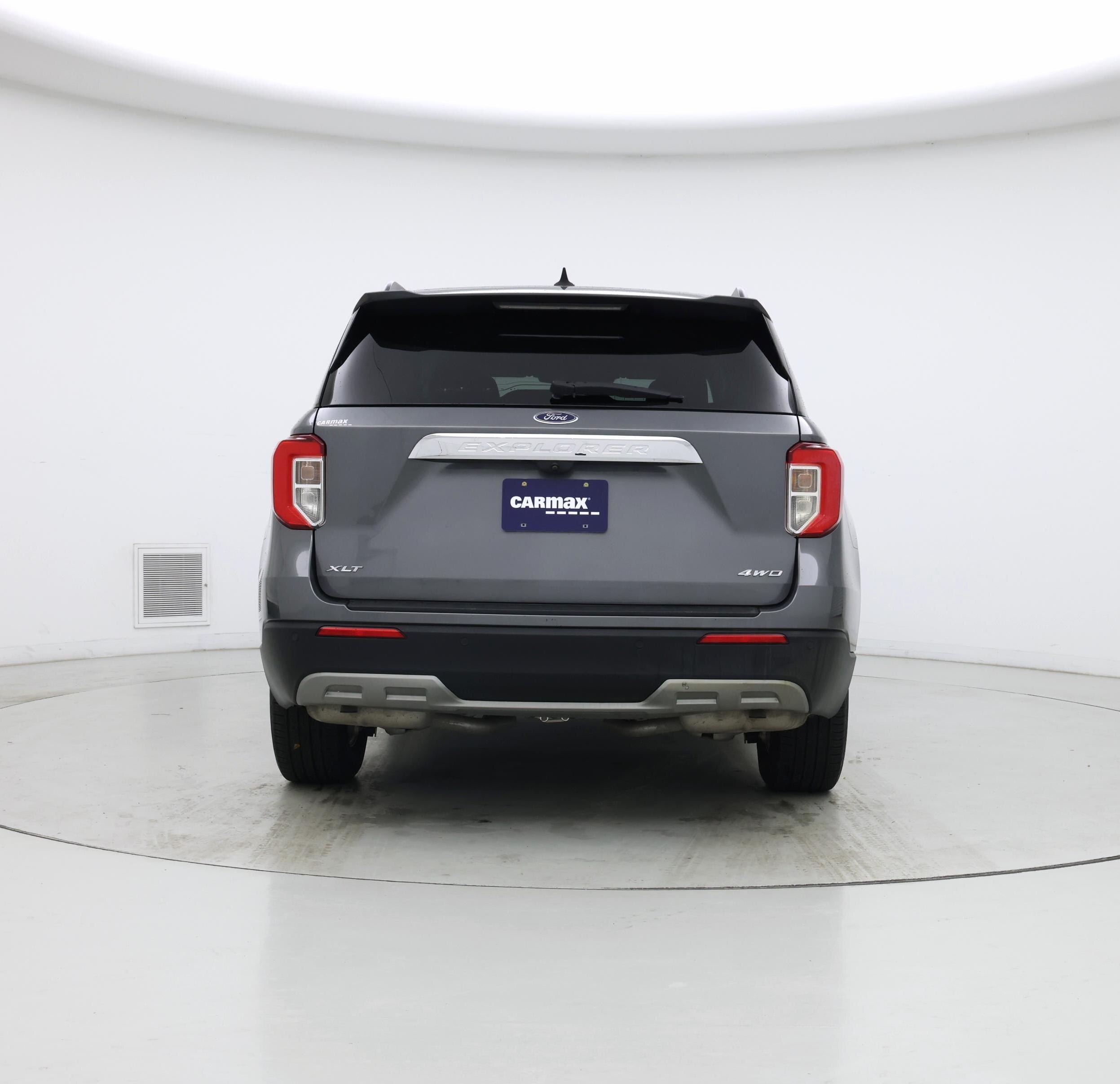 Thumbnail: 2022 Ford Explorer - 6