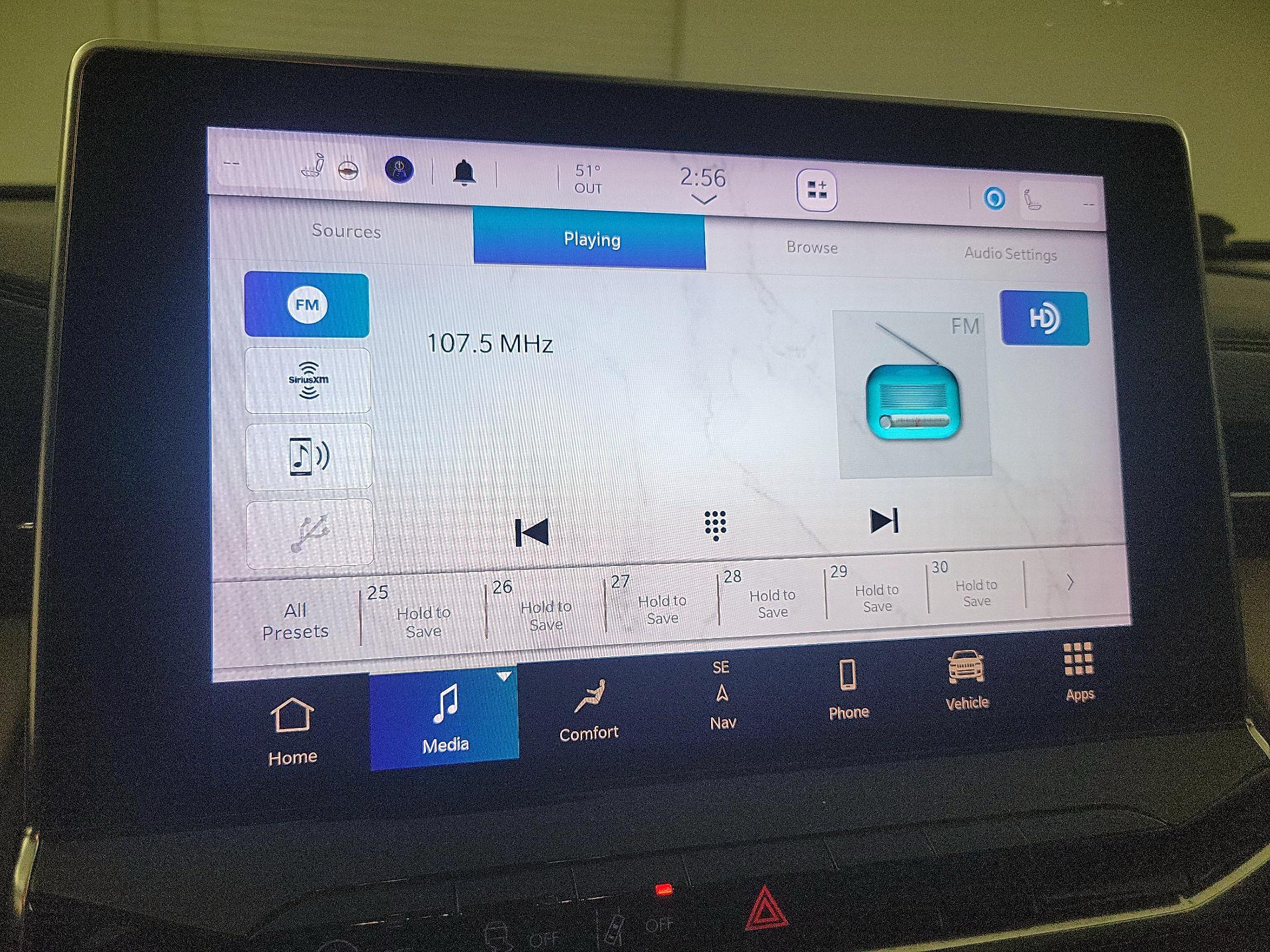 Thumbnail: 2022 Jeep Compass - 16