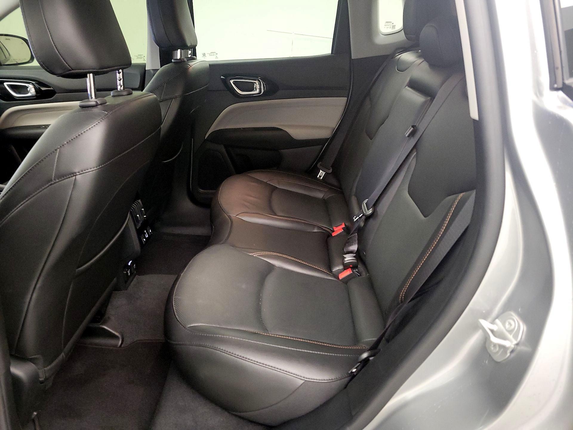 Thumbnail: 2022 Jeep Compass - 20