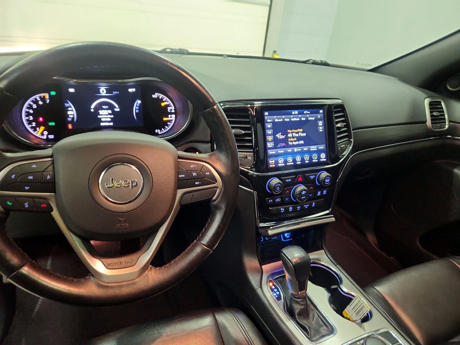 Thumbnail: 2022 Jeep Grand Cherokee - 9