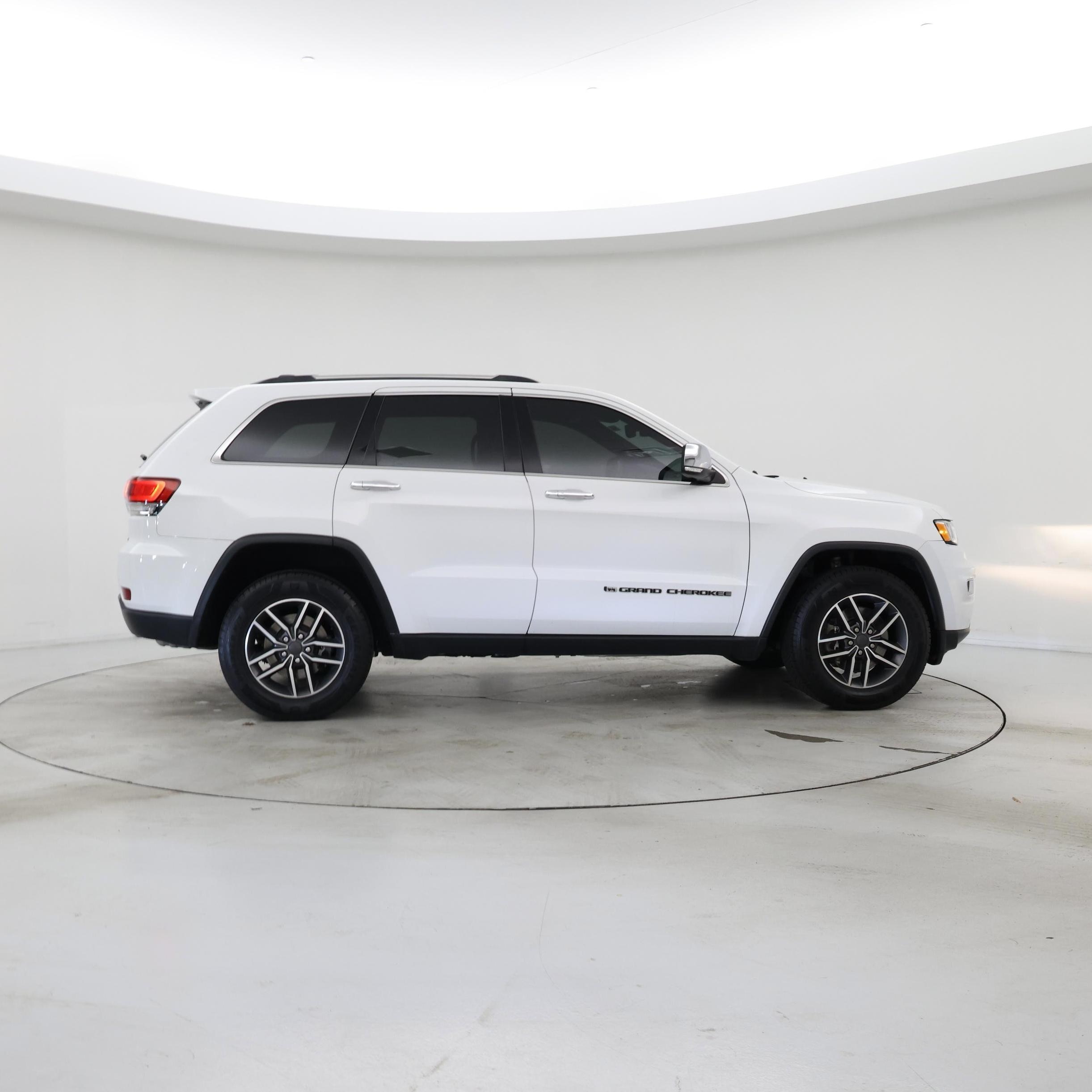 Thumbnail: 2022 Jeep Grand Cherokee - 7