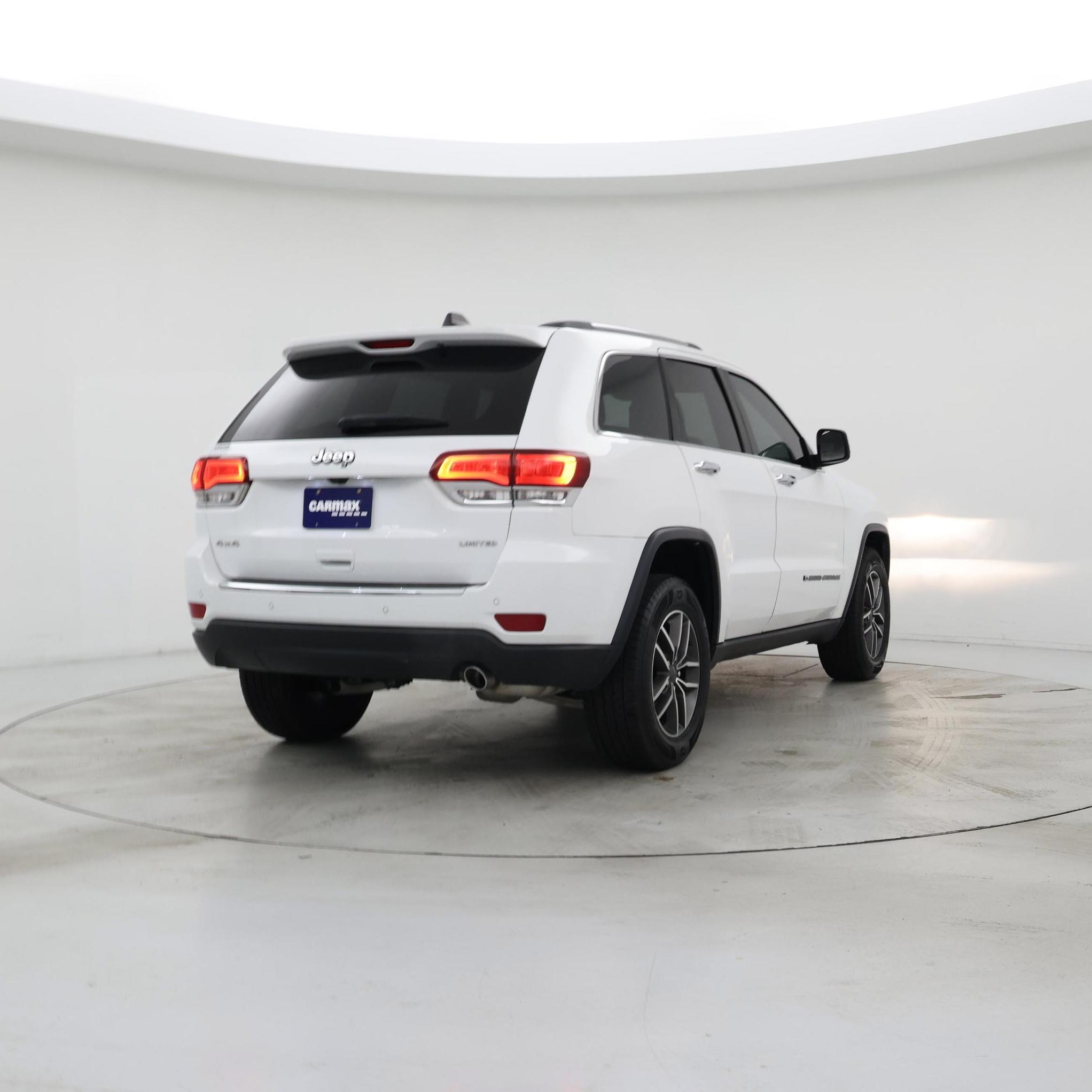 Thumbnail: 2022 Jeep Grand Cherokee - 8