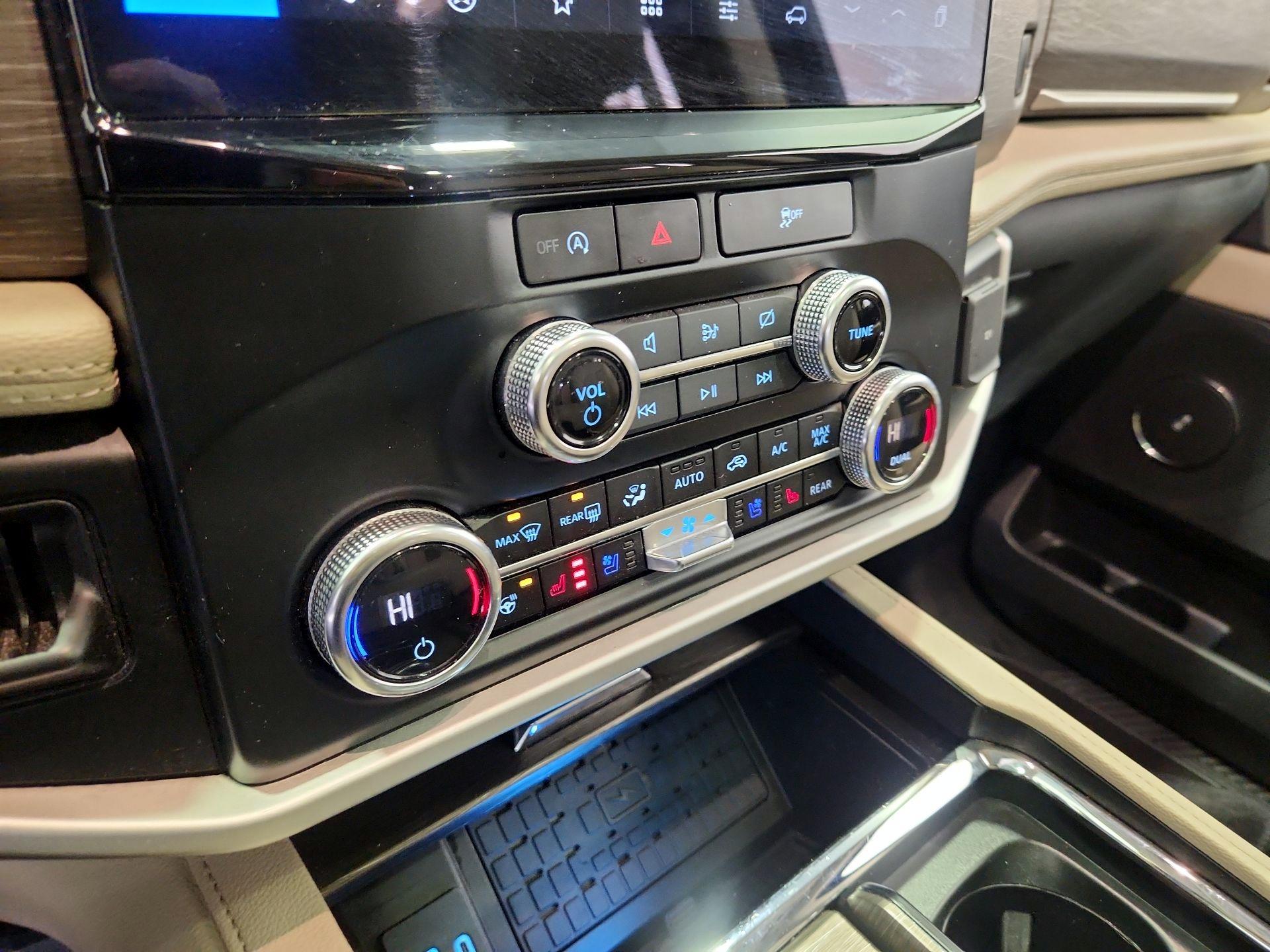 Thumbnail: 2024 Ford Expedition MAX - 17